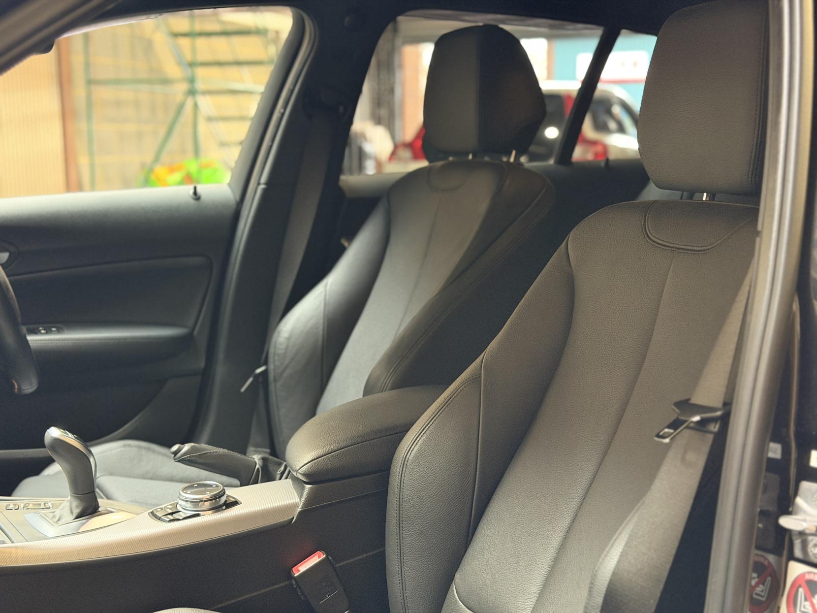 BMW 1 Series 3.0 M135i Hatchback 5dr Petrol Auto Euro 5 (s/s) (320 ps)