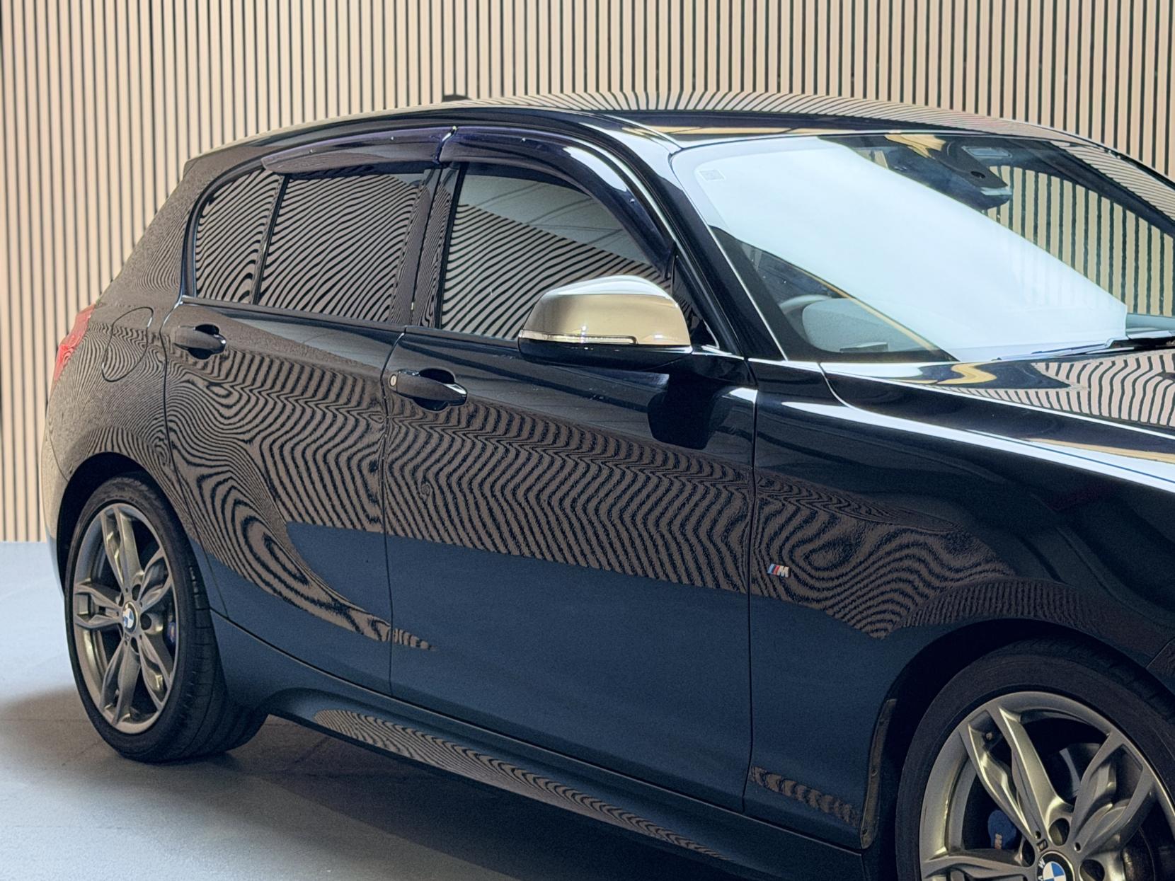 BMW 1 Series 3.0 M135i Hatchback 5dr Petrol Auto Euro 5 (s/s) (320 ps)