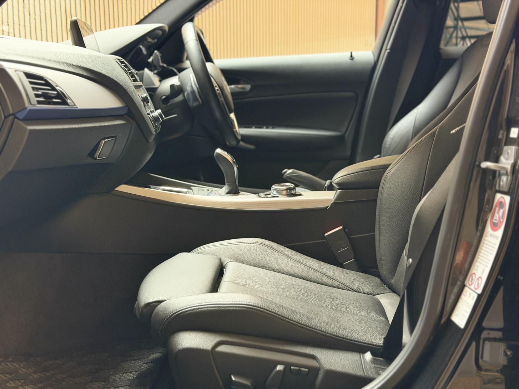 BMW 1 Series 3.0 M135i Hatchback 5dr Petrol Auto Euro 5 (s/s) (320 ps)