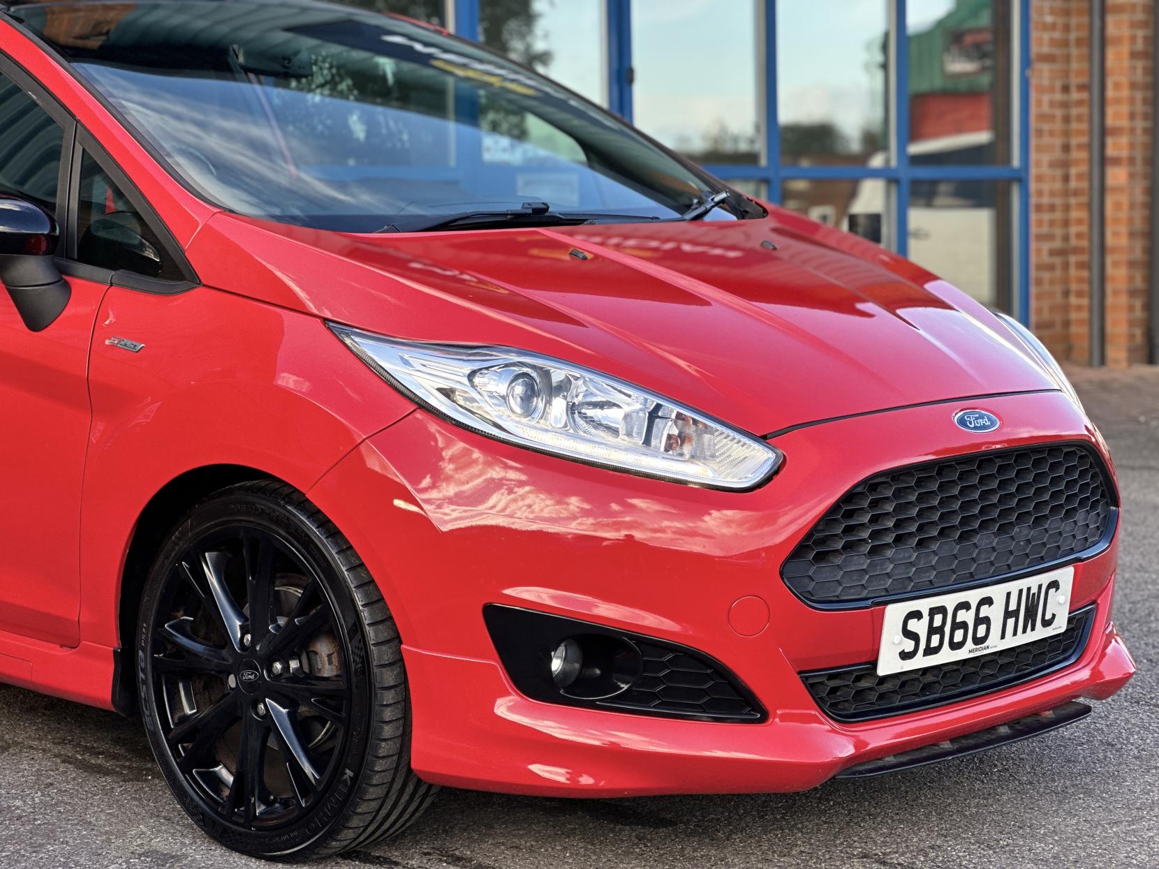 Ford Fiesta 1.0T EcoBoost ST-Line Hatchback 3dr Petrol Manual Euro 6 (s/s) (140 ps)