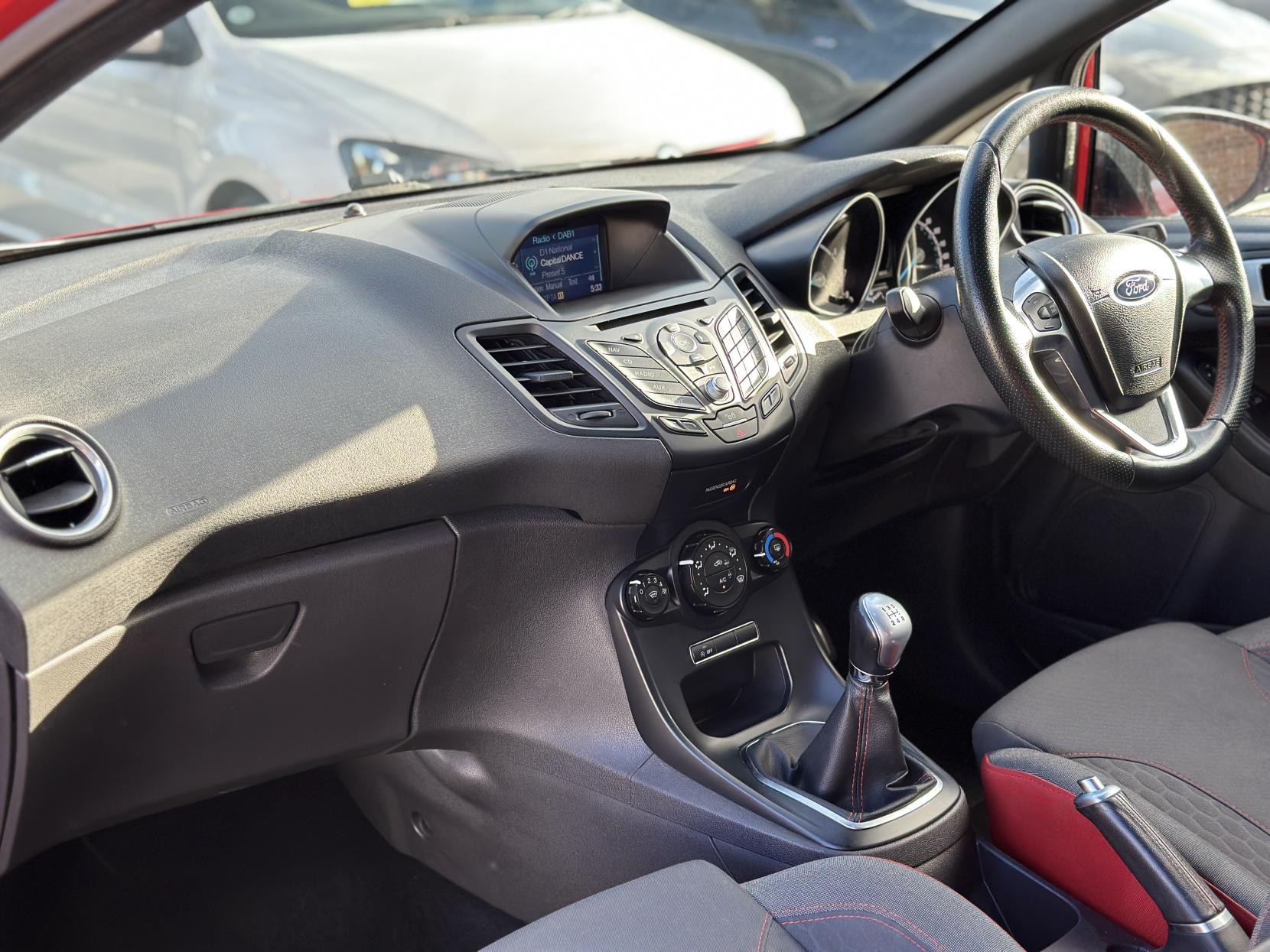 Ford Fiesta 1.0T EcoBoost ST-Line Hatchback 3dr Petrol Manual Euro 6 (s/s) (140 ps)