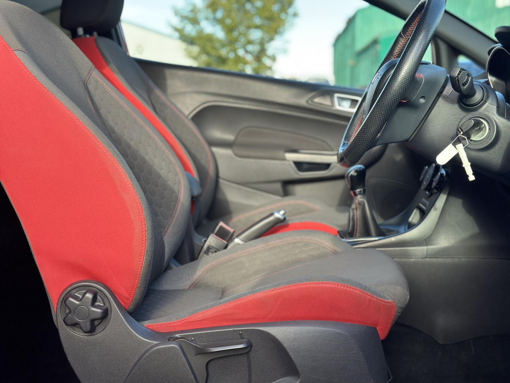 Ford Fiesta 1.0T EcoBoost ST-Line Hatchback 3dr Petrol Manual Euro 6 (s/s) (140 ps)