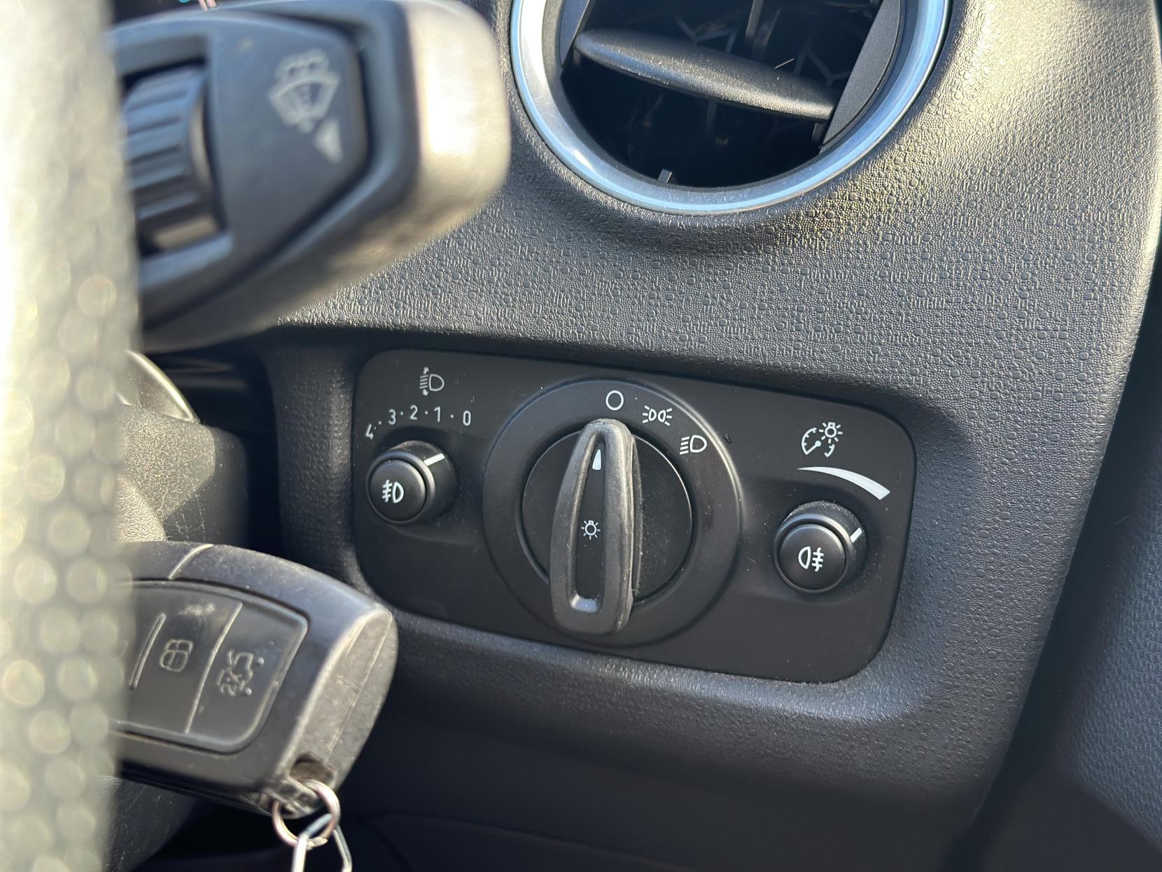 Ford Fiesta 1.0T EcoBoost ST-Line Hatchback 3dr Petrol Manual Euro 6 (s/s) (140 ps)