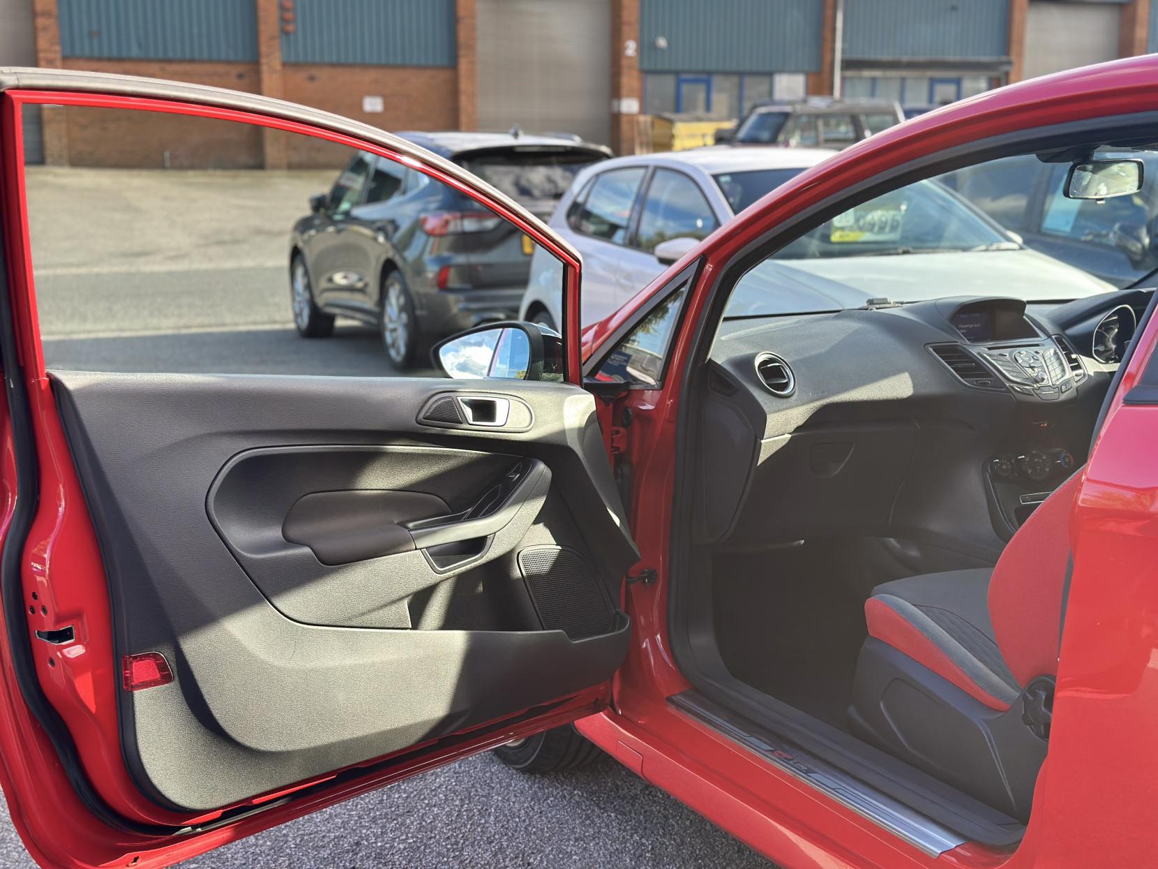 Ford Fiesta 1.0T EcoBoost ST-Line Hatchback 3dr Petrol Manual Euro 6 (s/s) (140 ps)