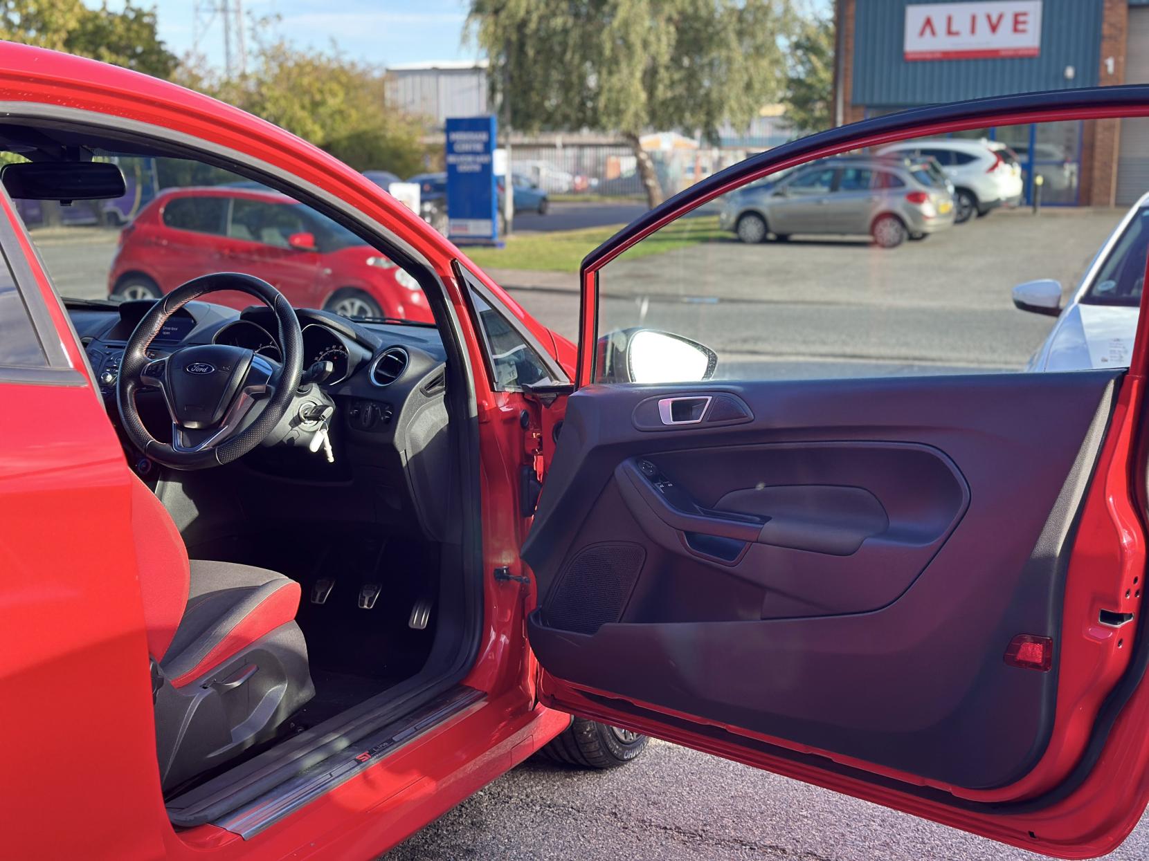 Ford Fiesta 1.0T EcoBoost ST-Line Hatchback 3dr Petrol Manual Euro 6 (s/s) (140 ps)