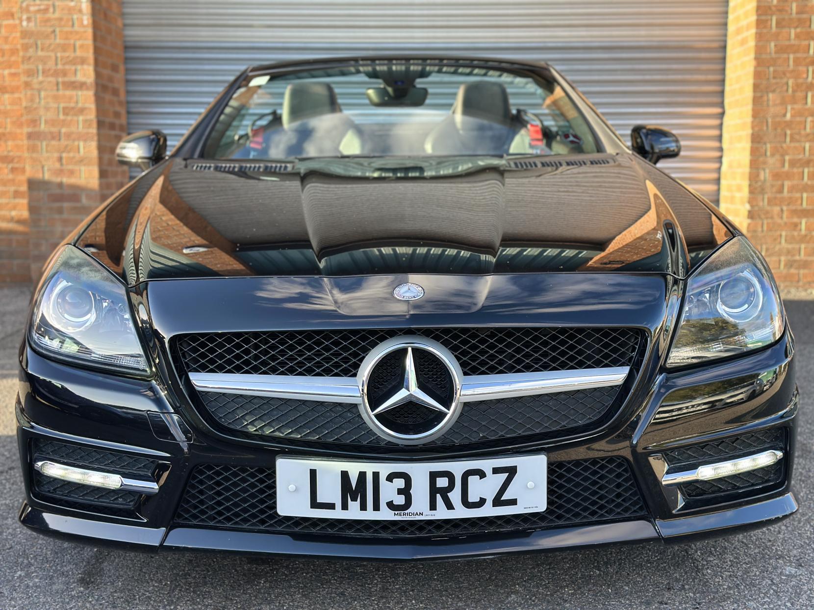 Mercedes-Benz SLK 2.1 SLK250 CDI BlueEfficiency AMG Sport Convertible 2dr Diesel G-Tronic+ Euro 5 (s/s) (204 ps)