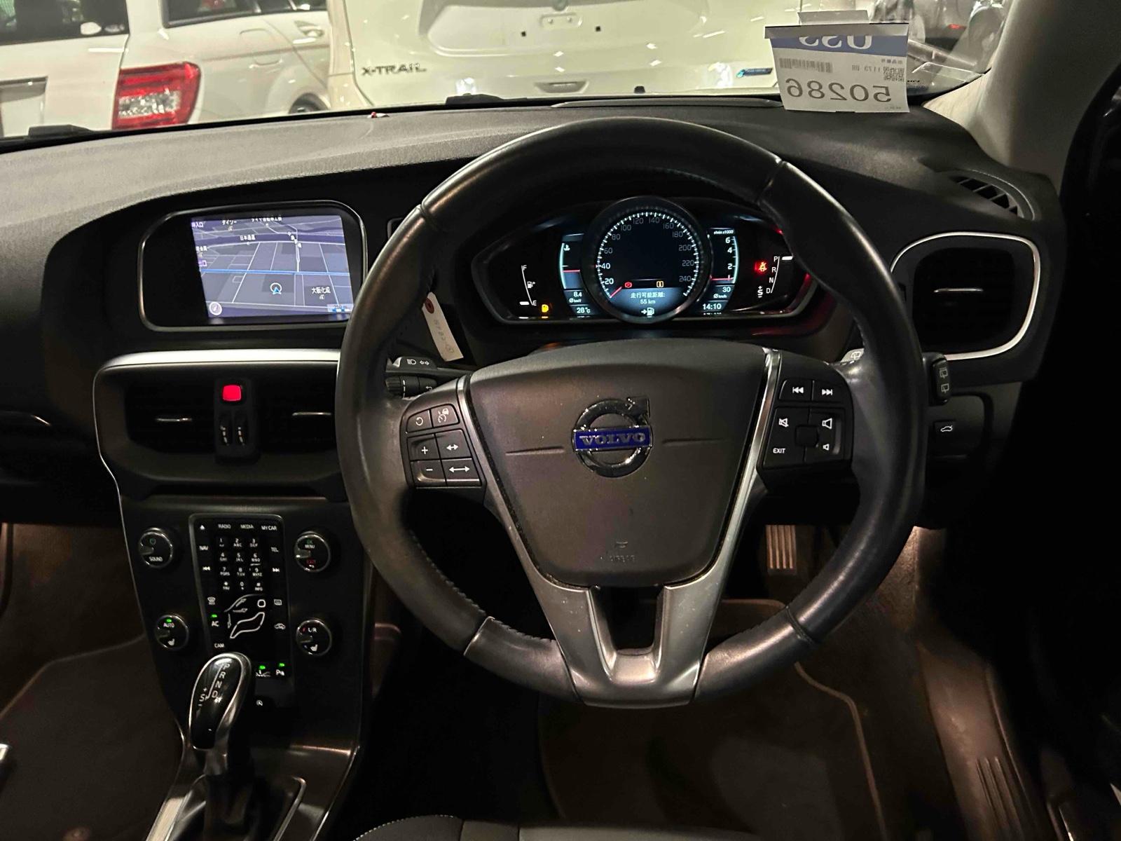 Volvo V40 1.6 V40 (2012)