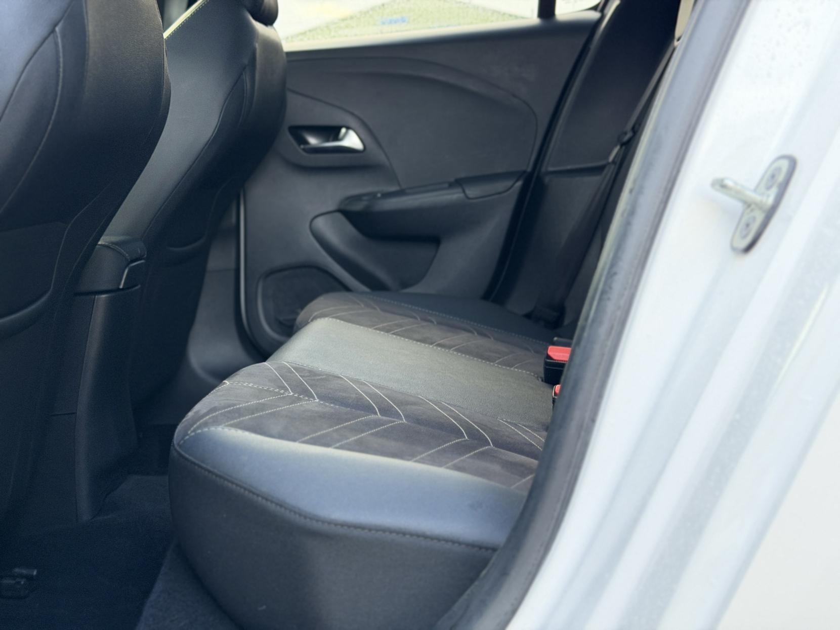 Vauxhall Corsa Electric 50kWh Ultimate Hatchback 5dr Electric Auto (136 ps)