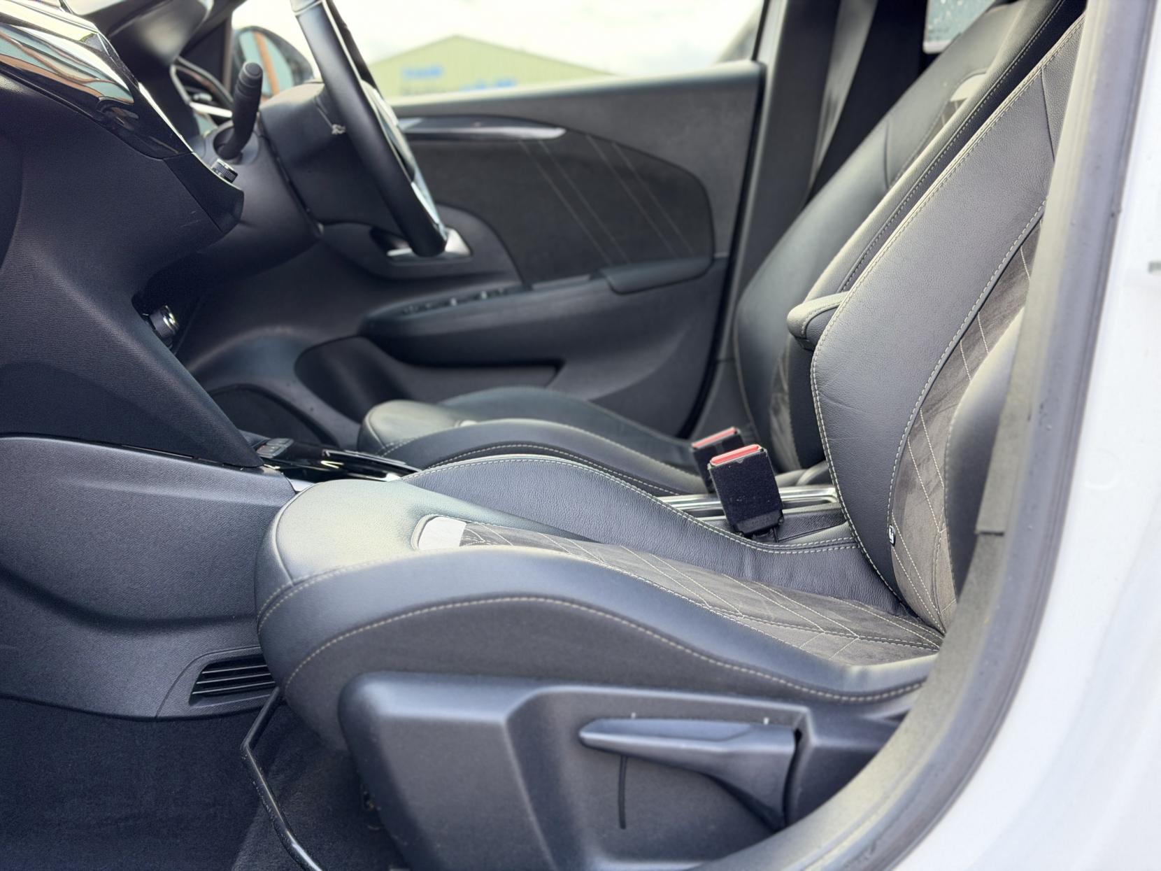 Vauxhall Corsa Electric 50kWh Ultimate Hatchback 5dr Electric Auto (136 ps)