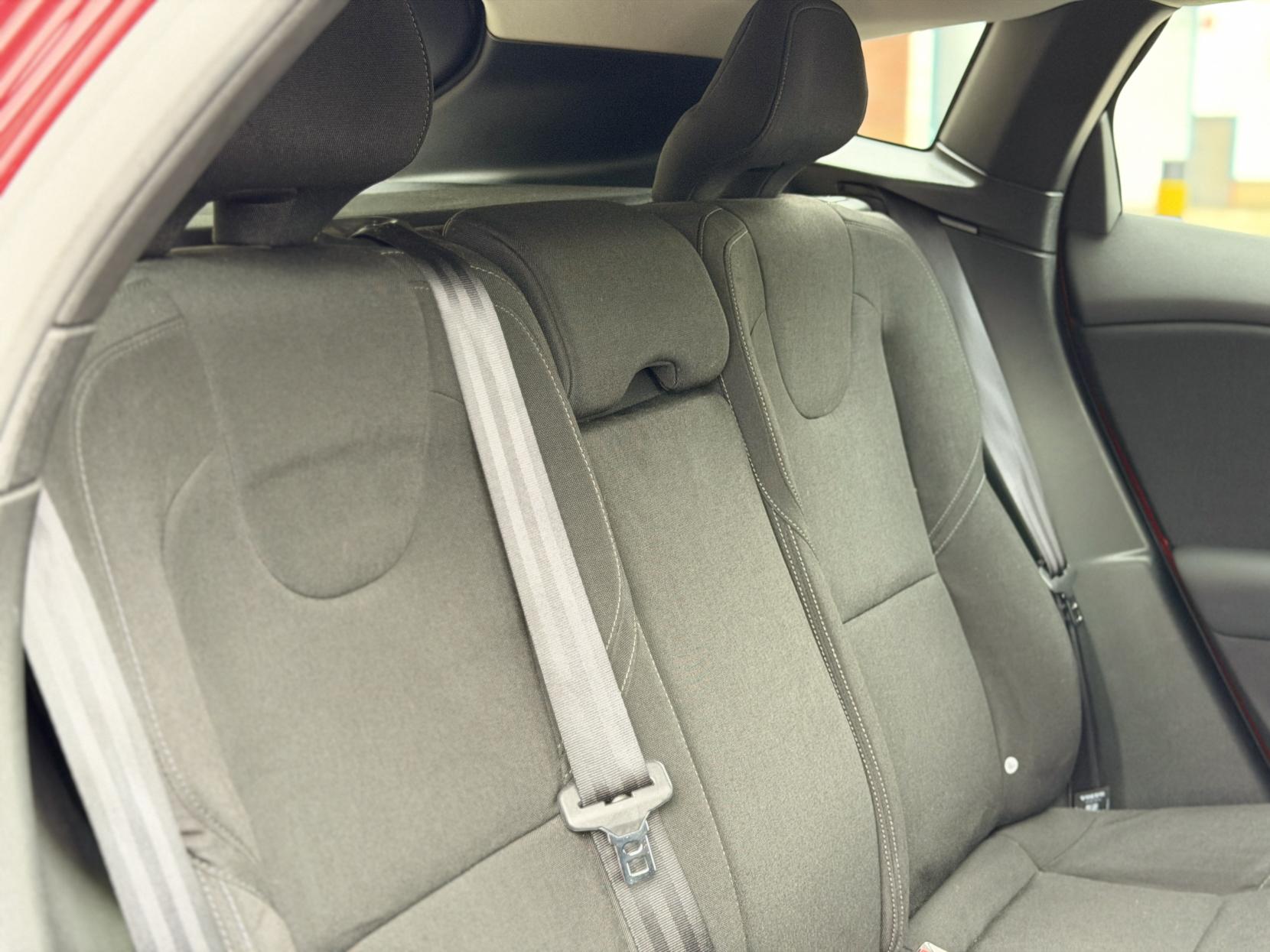 Volvo V40 1.6 T4 SE Hatchback 5dr Petrol Powershift Euro 5 (s/s) (180 ps)