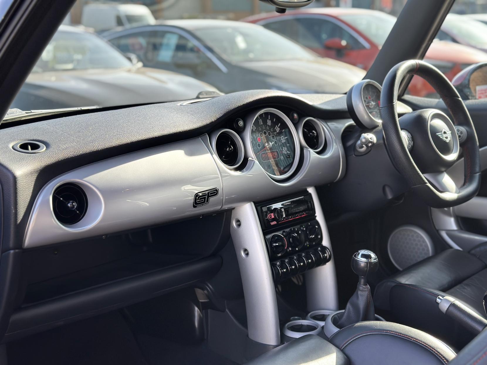 MINI Hatch 1.6 John Cooper Works GP Hatchback 3dr Petrol Manual Euro 4 (218 bhp)