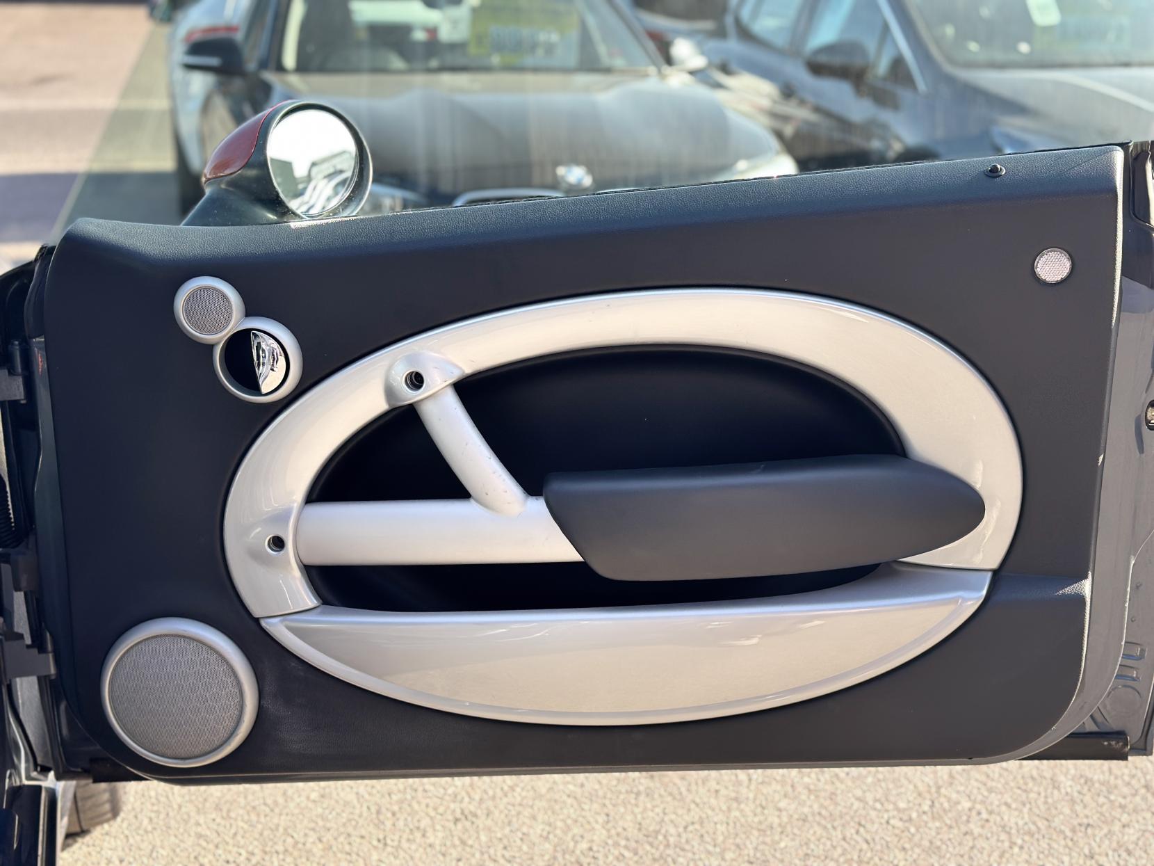 MINI Hatch 1.6 John Cooper Works GP Hatchback 3dr Petrol Manual Euro 4 (218 bhp)