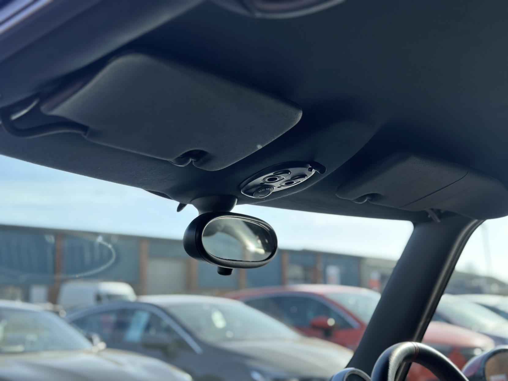 MINI Hatch 1.6 John Cooper Works GP Hatchback 3dr Petrol Manual Euro 4 (218 bhp)