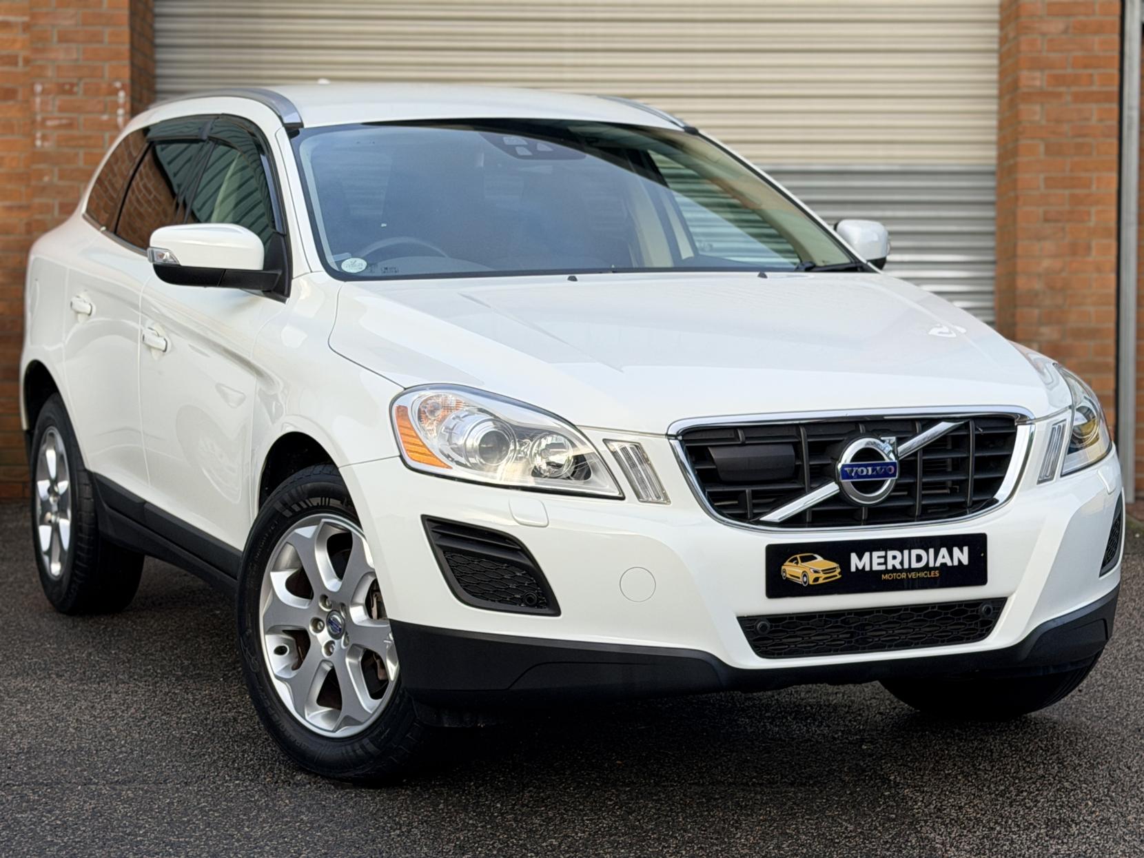 Volvo XC60 2.0 T5 SE Lux Nav SUV 5dr Petrol Auto Euro 6 (s/s) (245 ps)