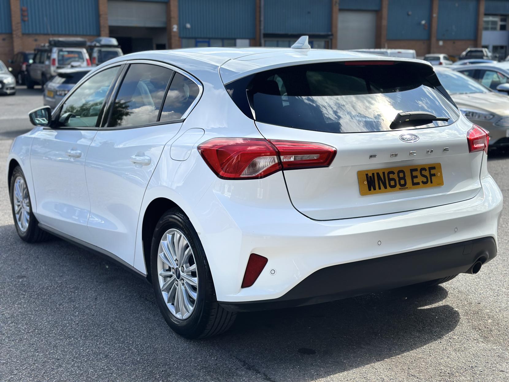 Ford Focus 1.0T EcoBoost Titanium Hatchback 5dr Petrol Manual Euro 6 (s/s) (125 ps)