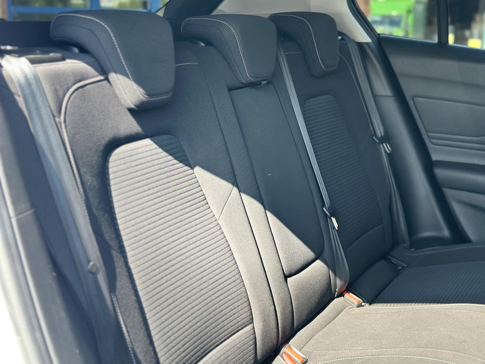 Ford Focus 1.0T EcoBoost Titanium Hatchback 5dr Petrol Manual Euro 6 (s/s) (125 ps)