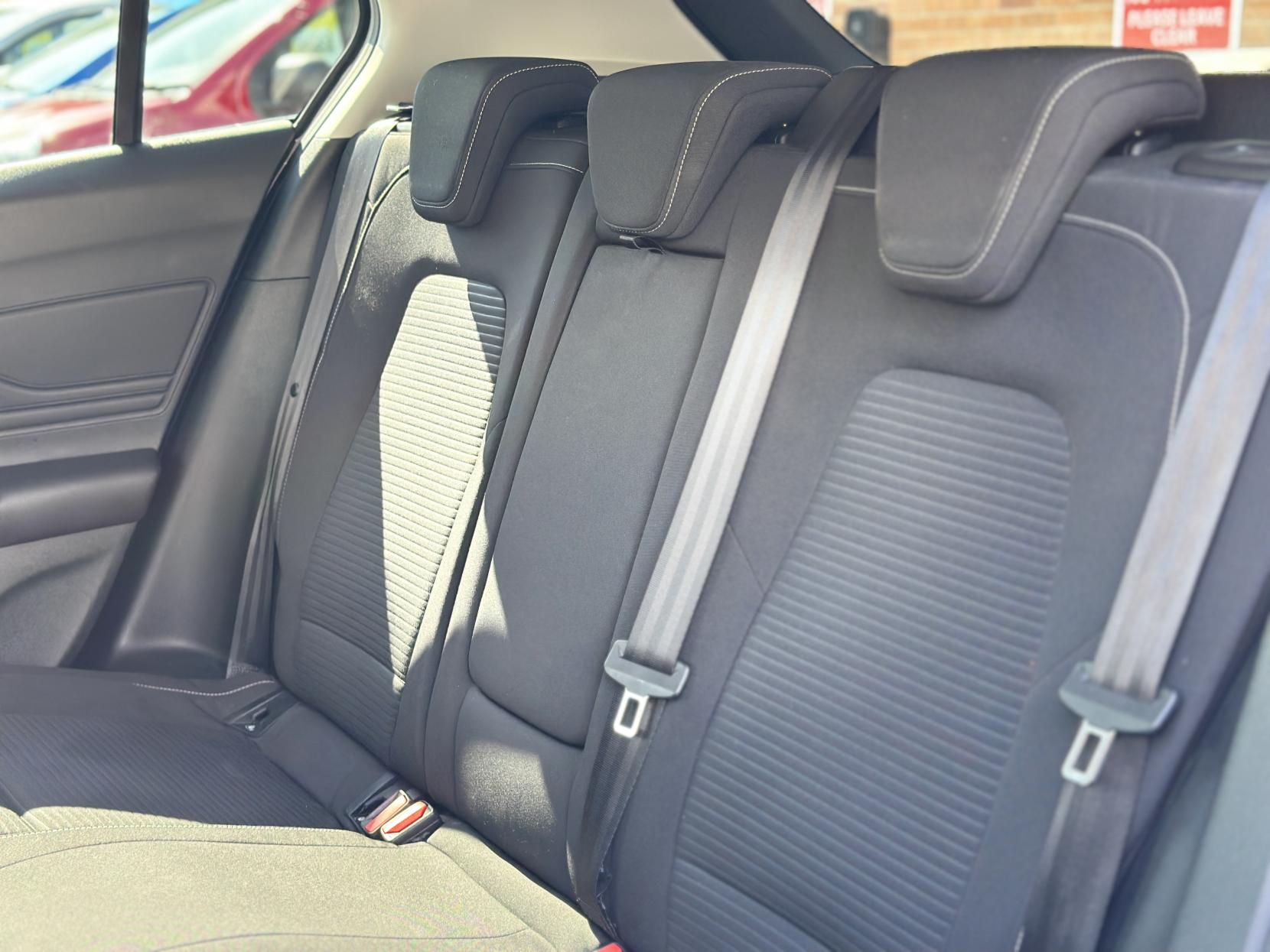 Ford Focus 1.0T EcoBoost Titanium Hatchback 5dr Petrol Manual Euro 6 (s/s) (125 ps)