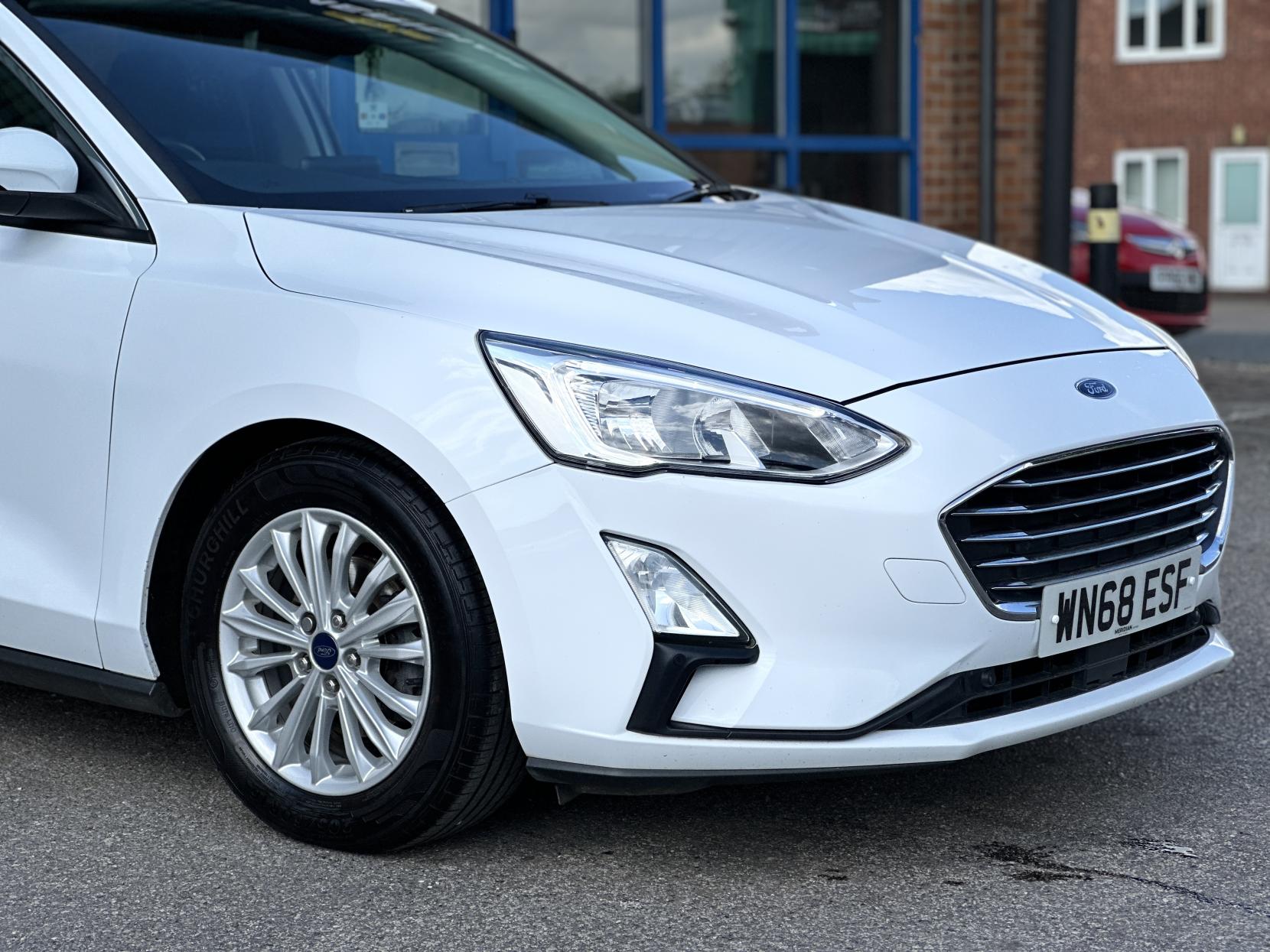 Ford Focus 1.0T EcoBoost Titanium Hatchback 5dr Petrol Manual Euro 6 (s/s) (125 ps)