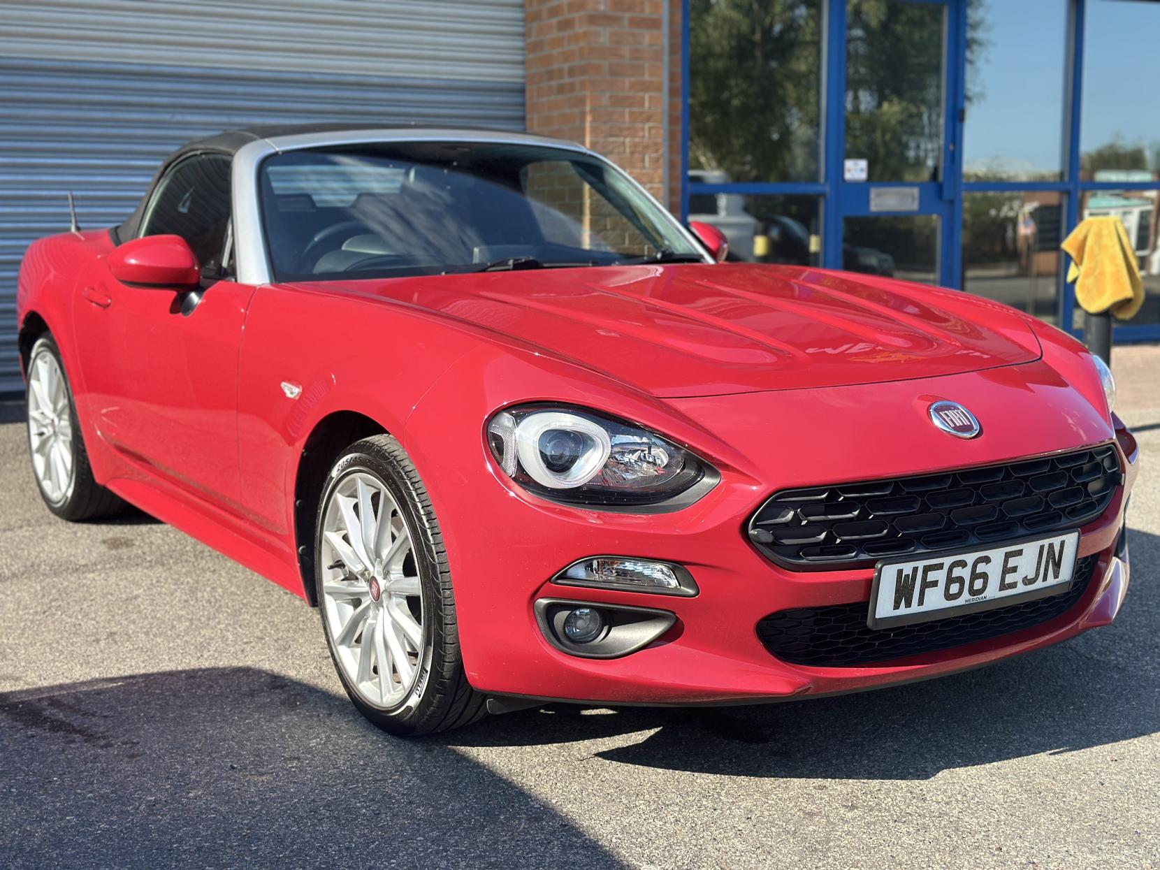 Fiat 124 Spider 1.4 MultiAir Lusso Convertible 2dr Petrol Euro 6 (140 ps)
