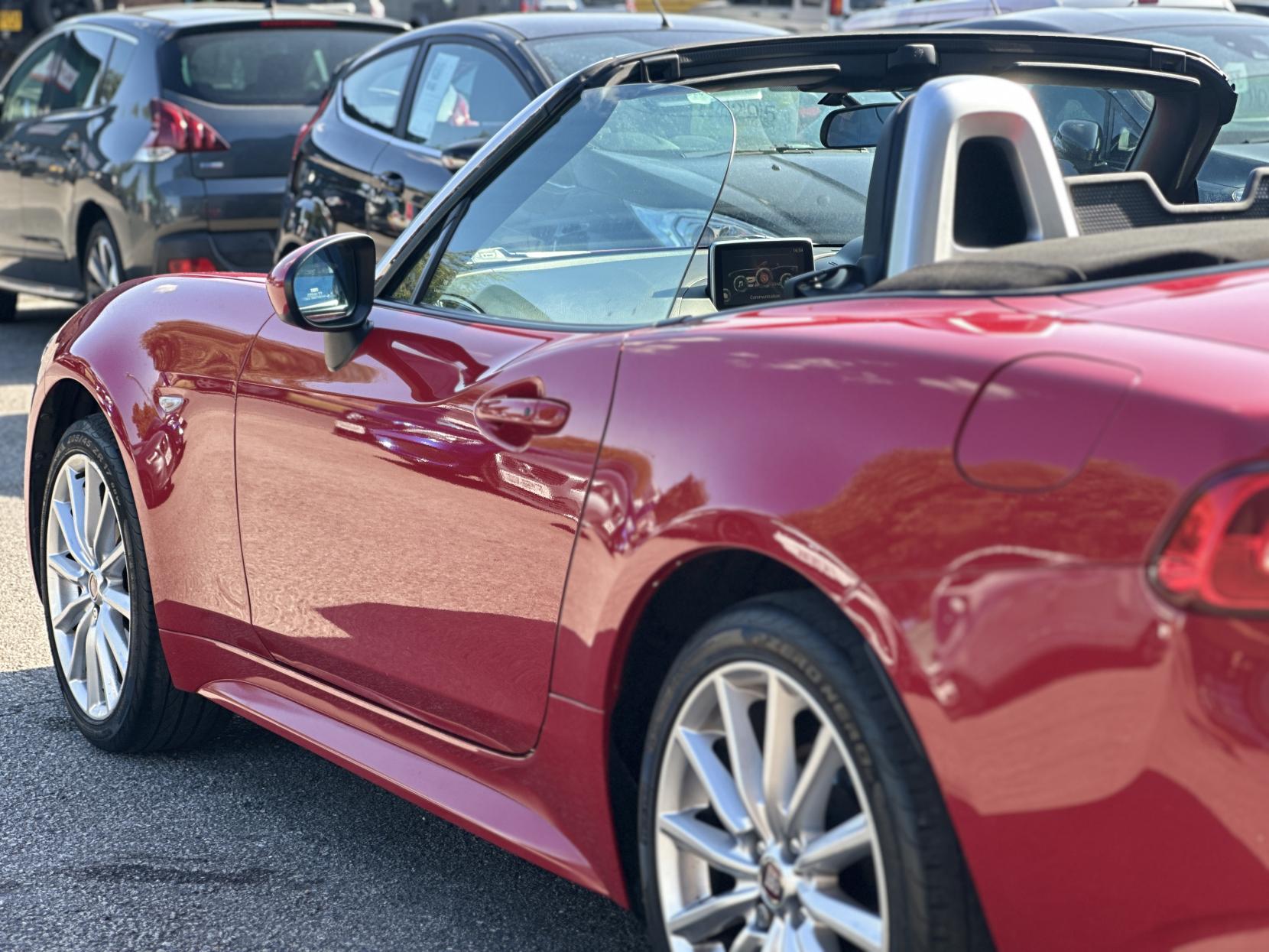 Fiat 124 Spider 1.4 MultiAir Lusso Convertible 2dr Petrol Euro 6 (140 ps)