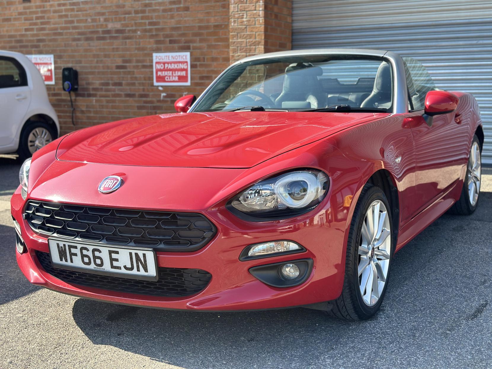 Fiat 124 Spider 1.4 MultiAir Lusso Convertible 2dr Petrol Euro 6 (140 ps)