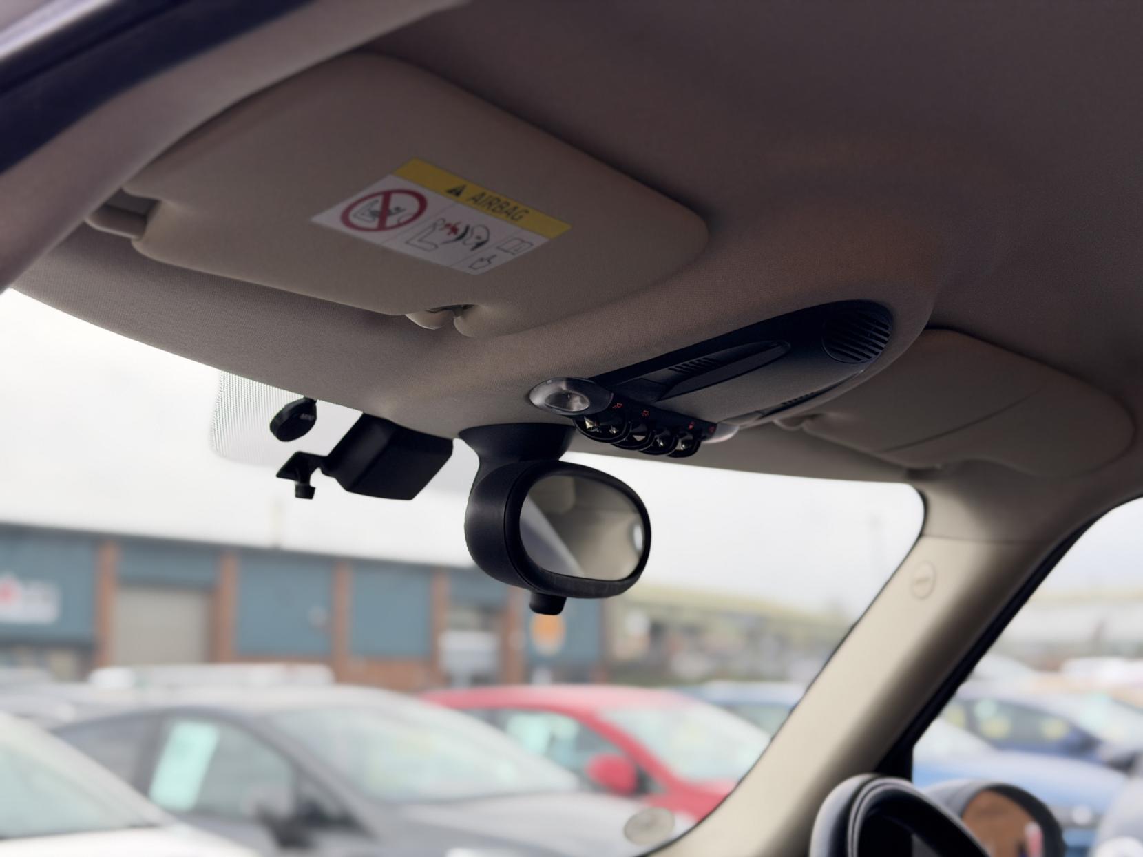 MINI Countryman 2.0 Cooper D SUV 5dr Diesel Auto Euro 5 (112 ps)