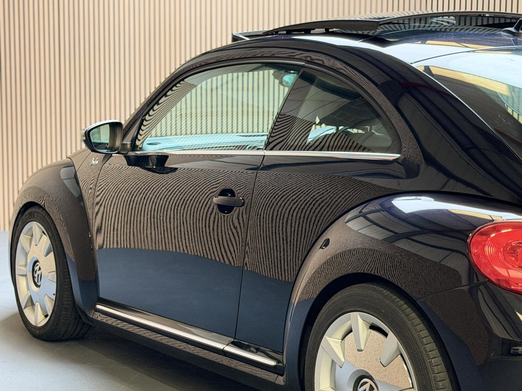 Volkswagen Beetle 1.2 Fender Hatchback (2011 - 2016)