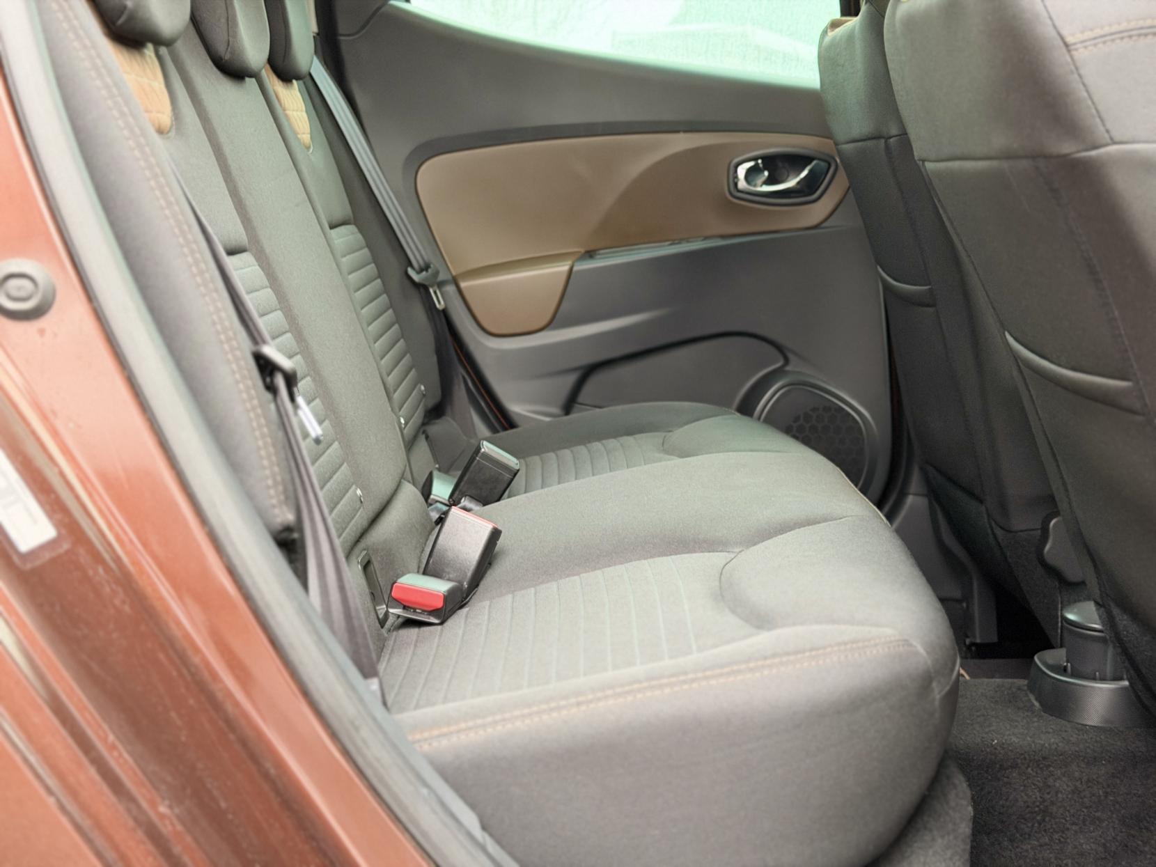 Renault Clio Lutecia Ganache