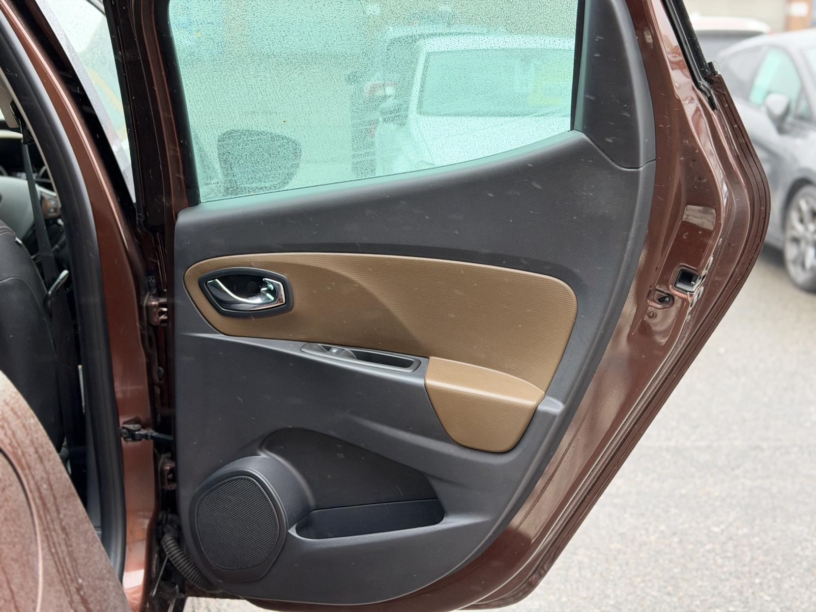 Renault Clio Lutecia Ganache