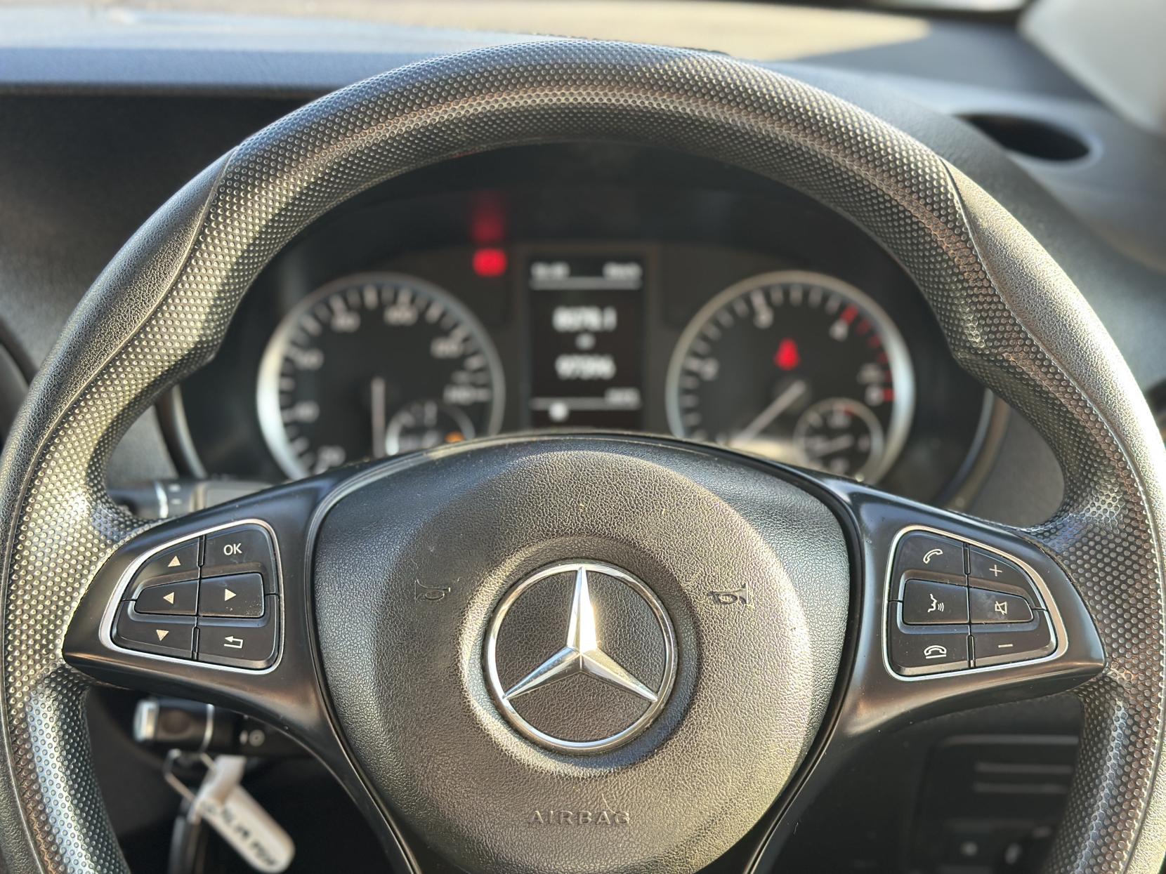 Mercedes-Benz Vito 1.6 109 CDI Panel Van 6dr Diesel Manual FWD L2 Euro 5 (88 ps)