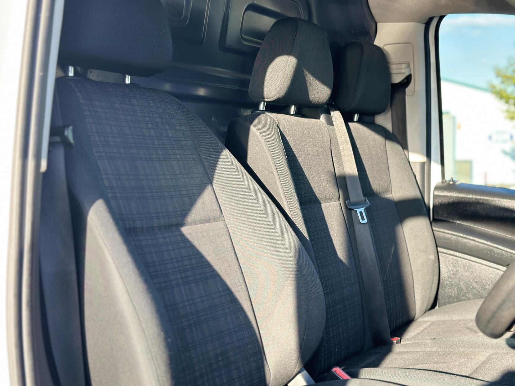 Mercedes-Benz Vito 1.6 109 CDI Panel Van 6dr Diesel Manual FWD L2 Euro 5 (88 ps)