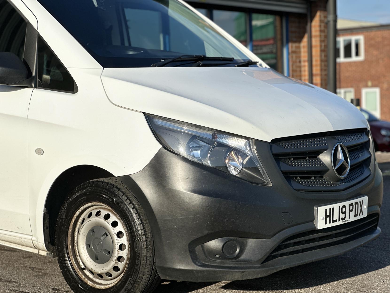 Mercedes-Benz Vito 1.6 109 CDI Panel Van 6dr Diesel Manual FWD L2 Euro 5 (88 ps)