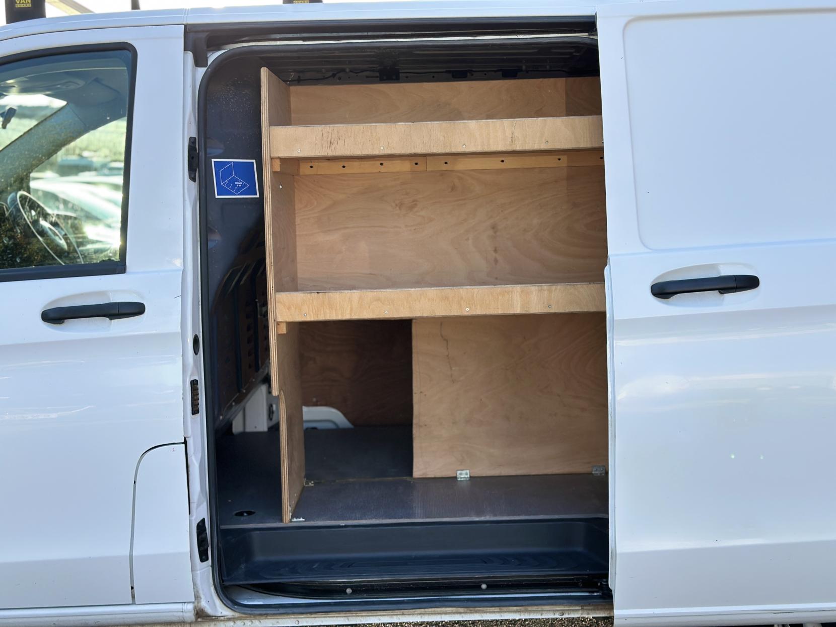 Mercedes-Benz Vito 1.6 109 CDI Panel Van 6dr Diesel Manual FWD L2 Euro 5 (88 ps)