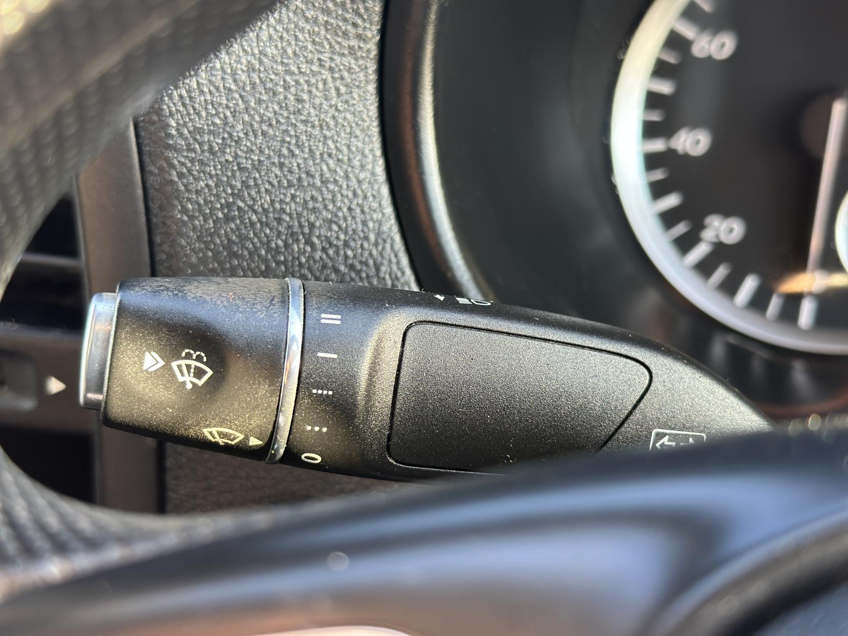 Mercedes-Benz Vito 1.6 109 CDI Panel Van 6dr Diesel Manual FWD L2 Euro 5 (88 ps)