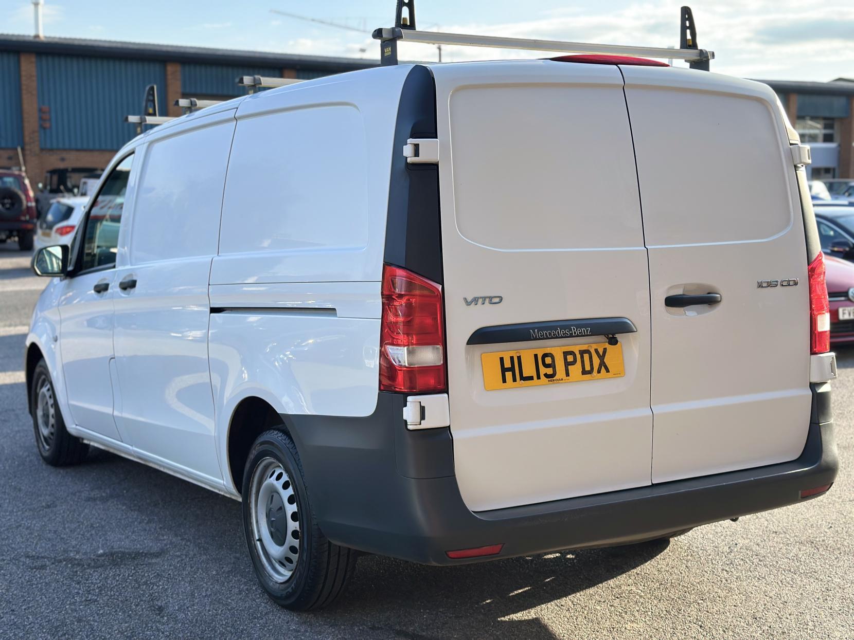 Mercedes-Benz Vito 1.6 109 CDI Panel Van 6dr Diesel Manual FWD L2 Euro 5 (88 ps)