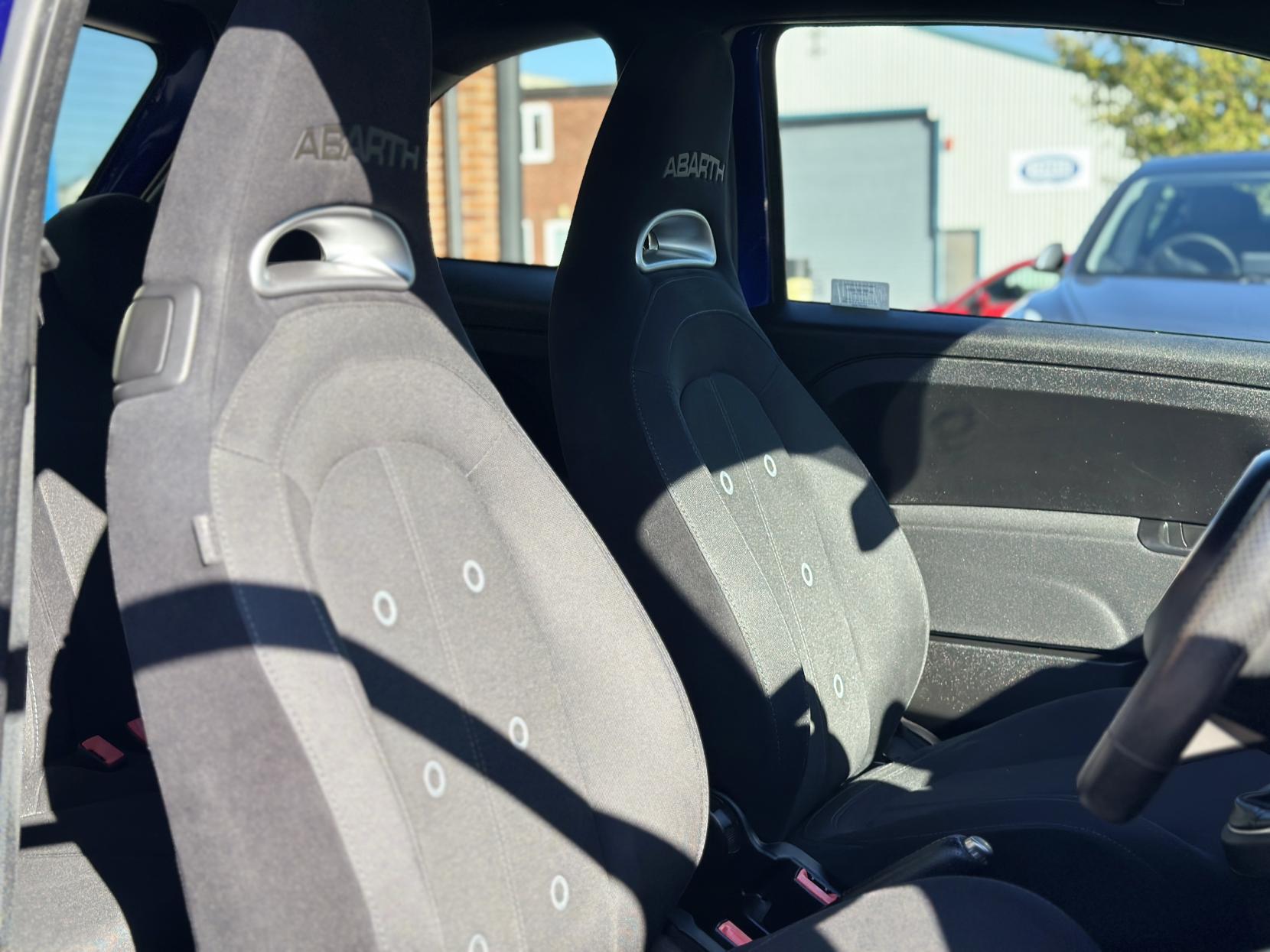 Abarth 595 1.4 T-Jet Hatchback 3dr Petrol Manual Euro 6 (145 ps)