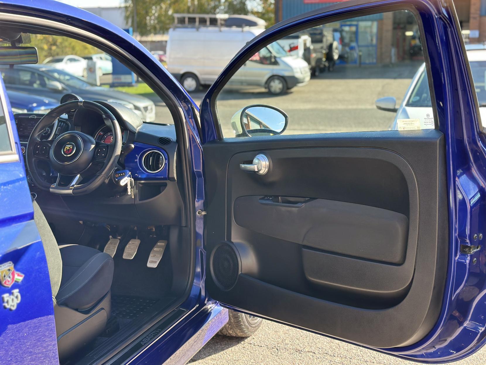 Abarth 595 1.4 T-Jet Hatchback 3dr Petrol Manual Euro 6 (145 ps)