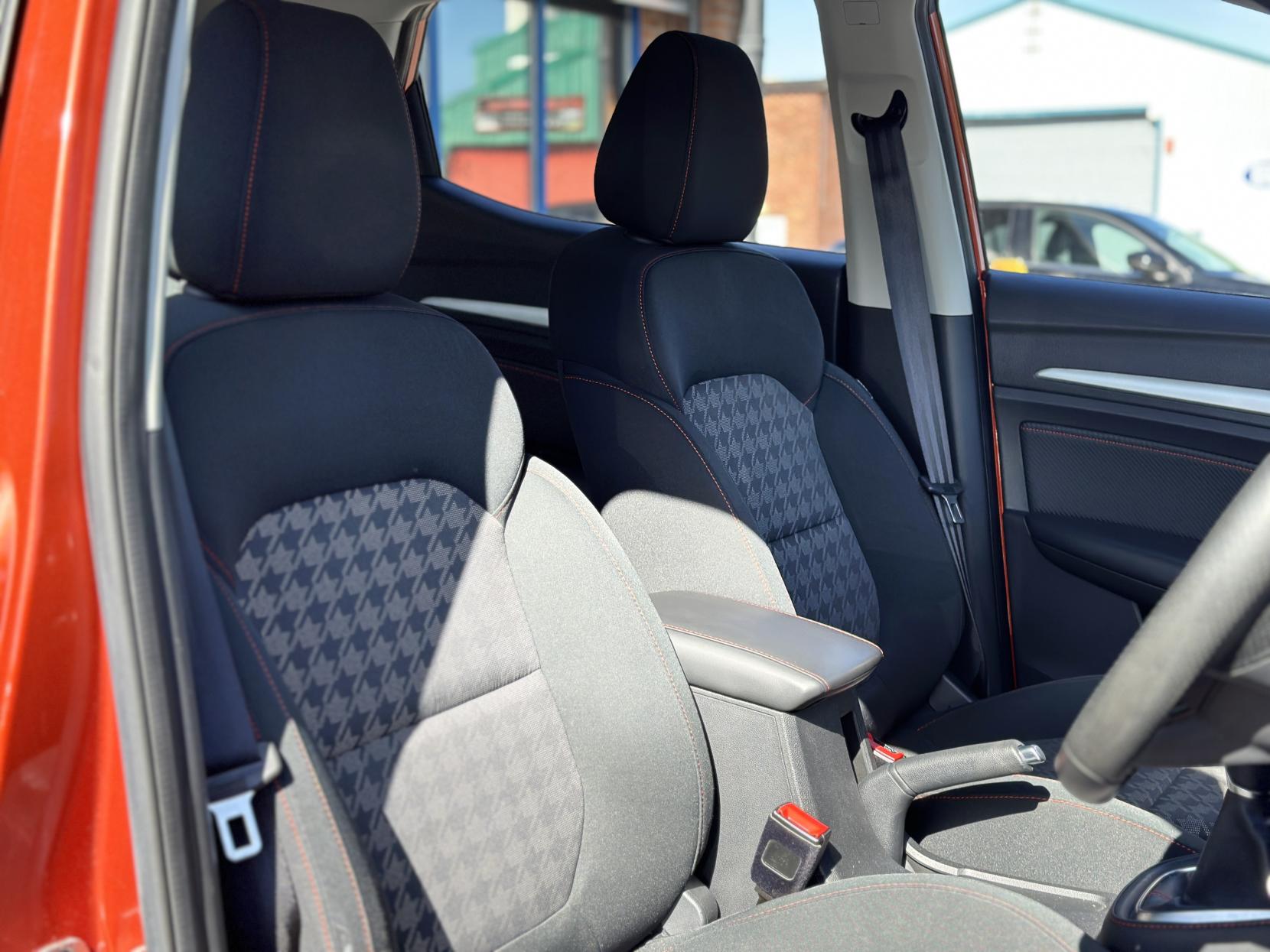 MG MG ZS 1.5 VTi-TECH Excite SUV 5dr Petrol Manual Euro 6 (s/s) (106 ps)