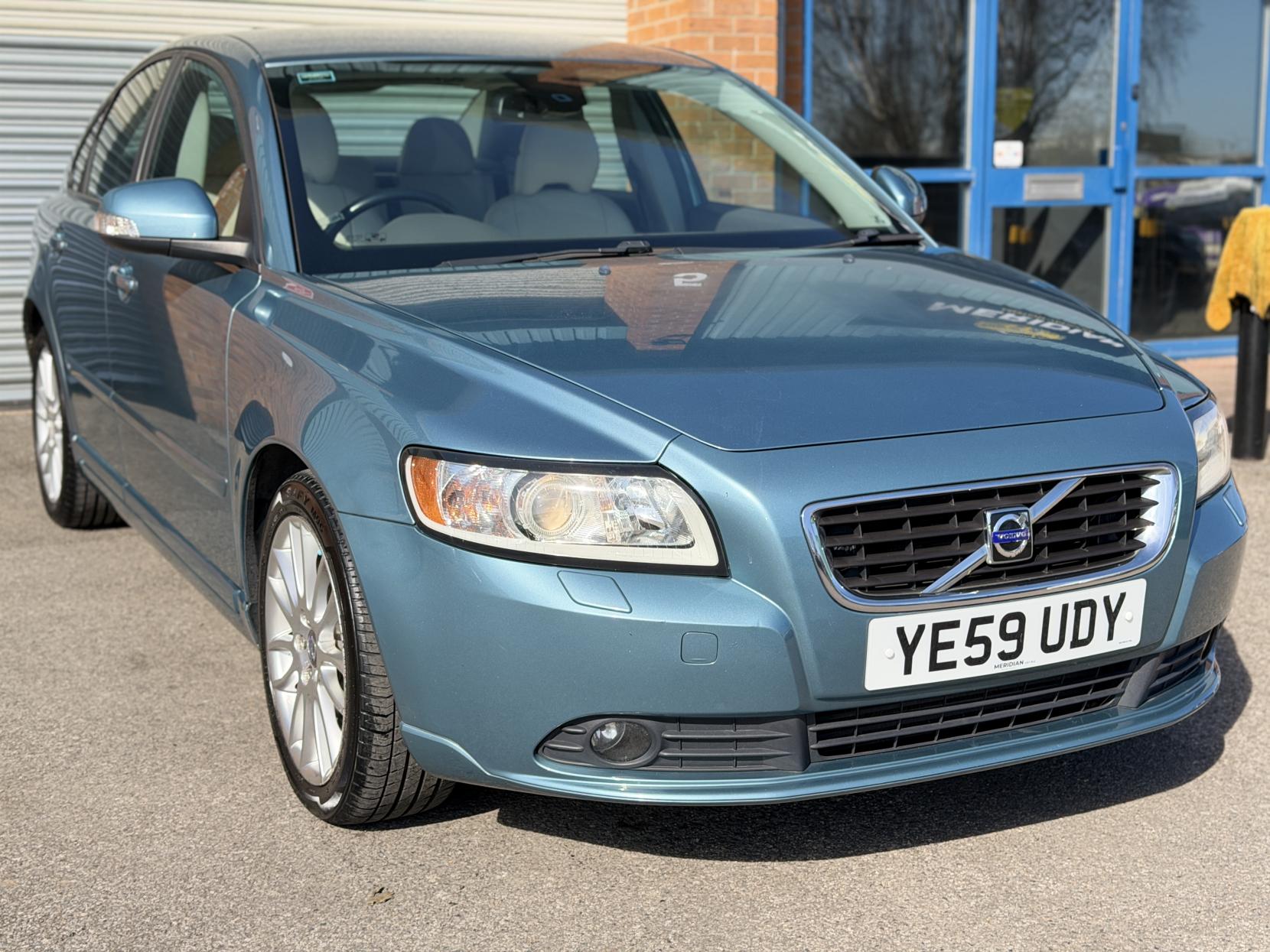 Volvo S40 2.0D GPF SE Lux Saloon 4dr Diesel Manual Euro 4 (136 ps)