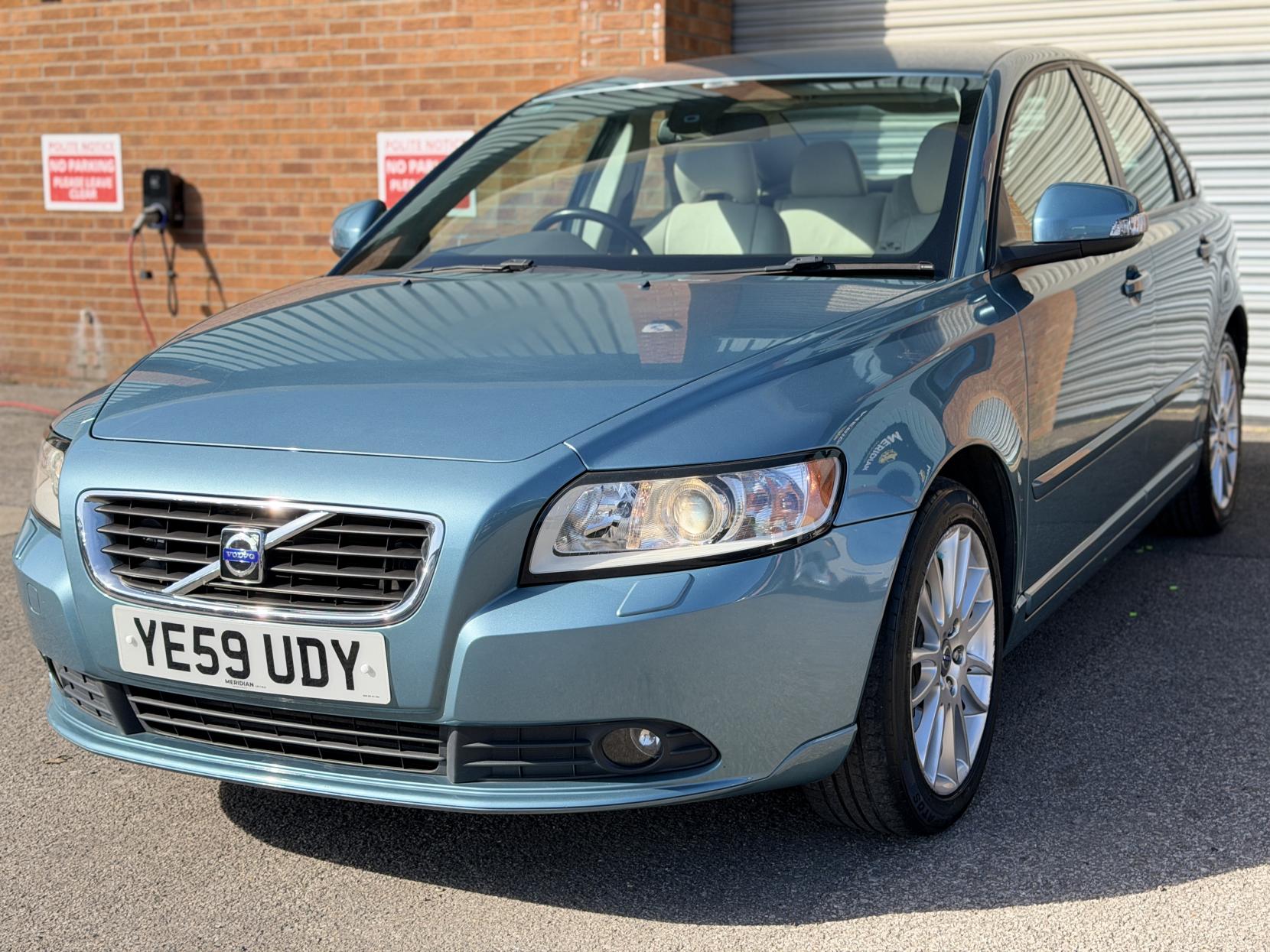 Volvo S40 2.0D GPF SE Lux Saloon 4dr Diesel Manual Euro 4 (136 ps)