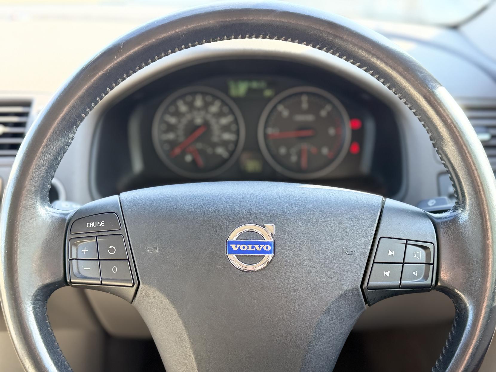 Volvo S40 2.0D GPF SE Lux Saloon 4dr Diesel Manual Euro 4 (136 ps)