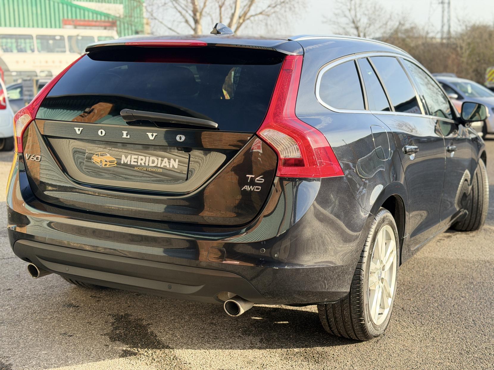 Volvo V60 3.0 T6 SE Premium Saloon 4dr Petrol Geartronic AWD Euro 5 (304 ps)