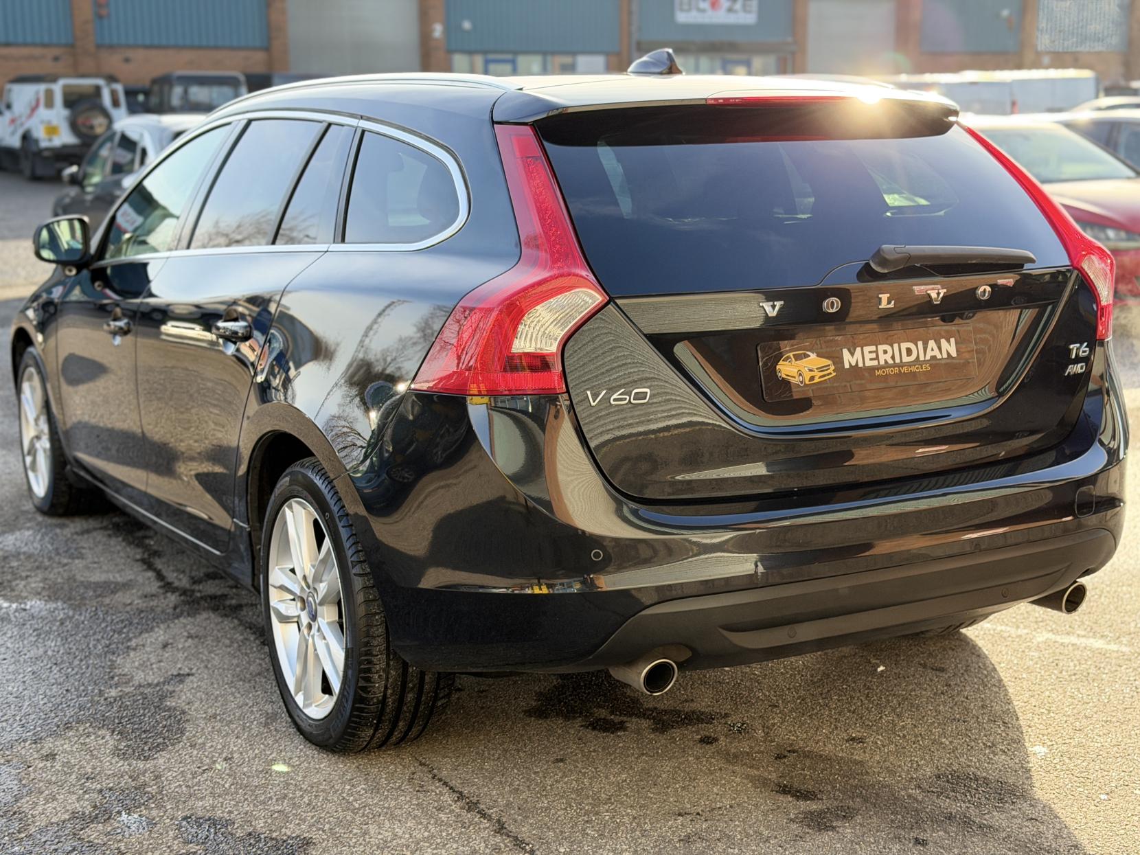 Volvo V60 3.0 T6 SE Premium Saloon 4dr Petrol Geartronic AWD Euro 5 (304 ps)