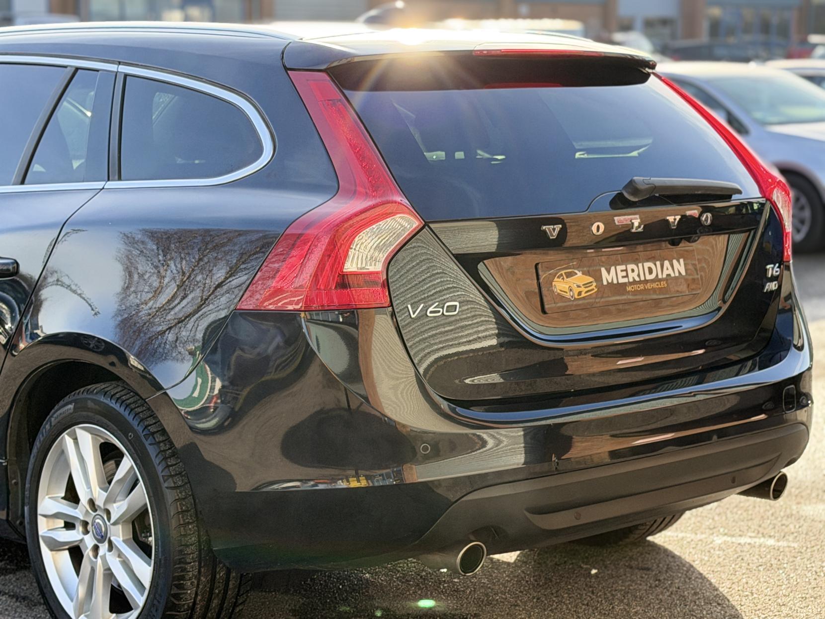 Volvo V60 3.0 T6 SE Premium Saloon 4dr Petrol Geartronic AWD Euro 5 (304 ps)