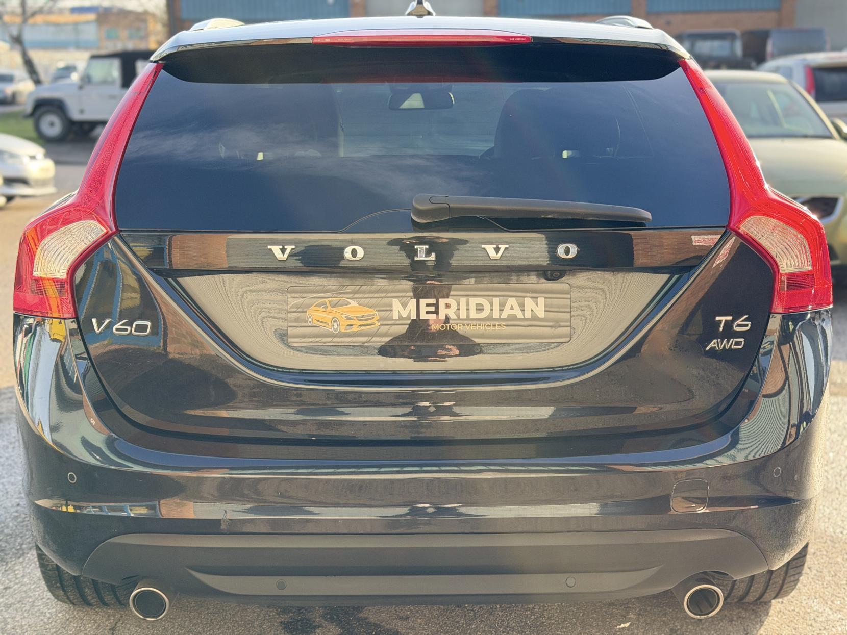 Volvo V60 3.0 T6 SE Premium Saloon 4dr Petrol Geartronic AWD Euro 5 (304 ps)