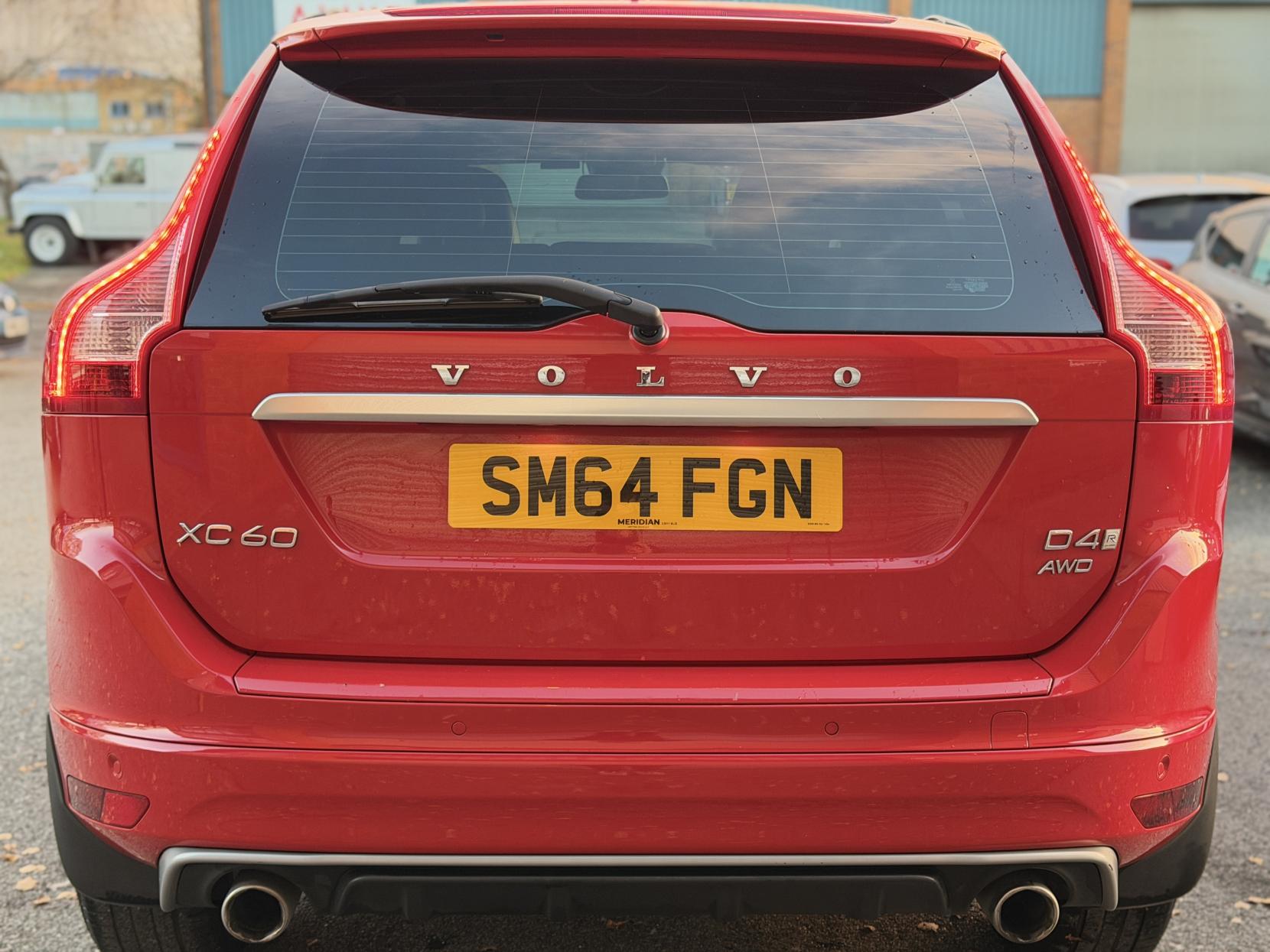 Volvo XC60 2.4 D4 R-Design SUV 5dr Diesel Geartronic AWD Euro 5 (181 ps)