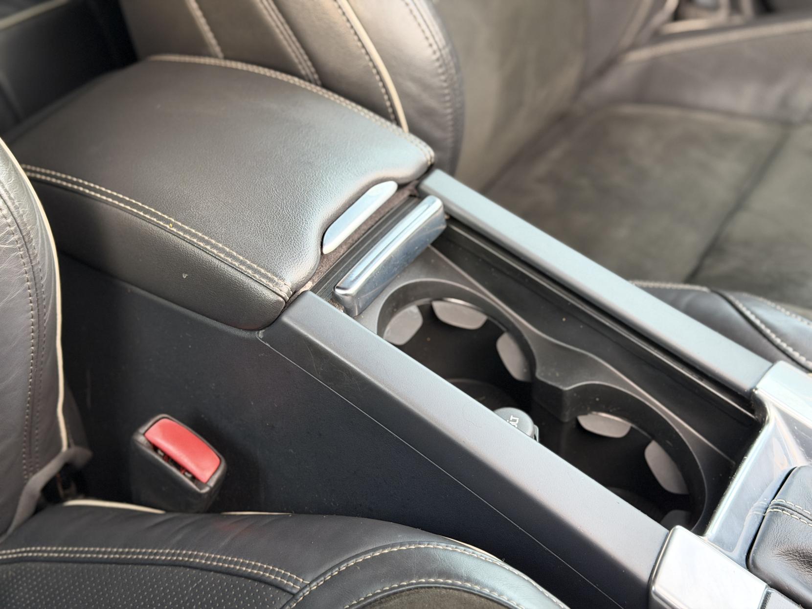 Volvo XC60 2.4 D4 R-Design SUV 5dr Diesel Geartronic AWD Euro 5 (181 ps)