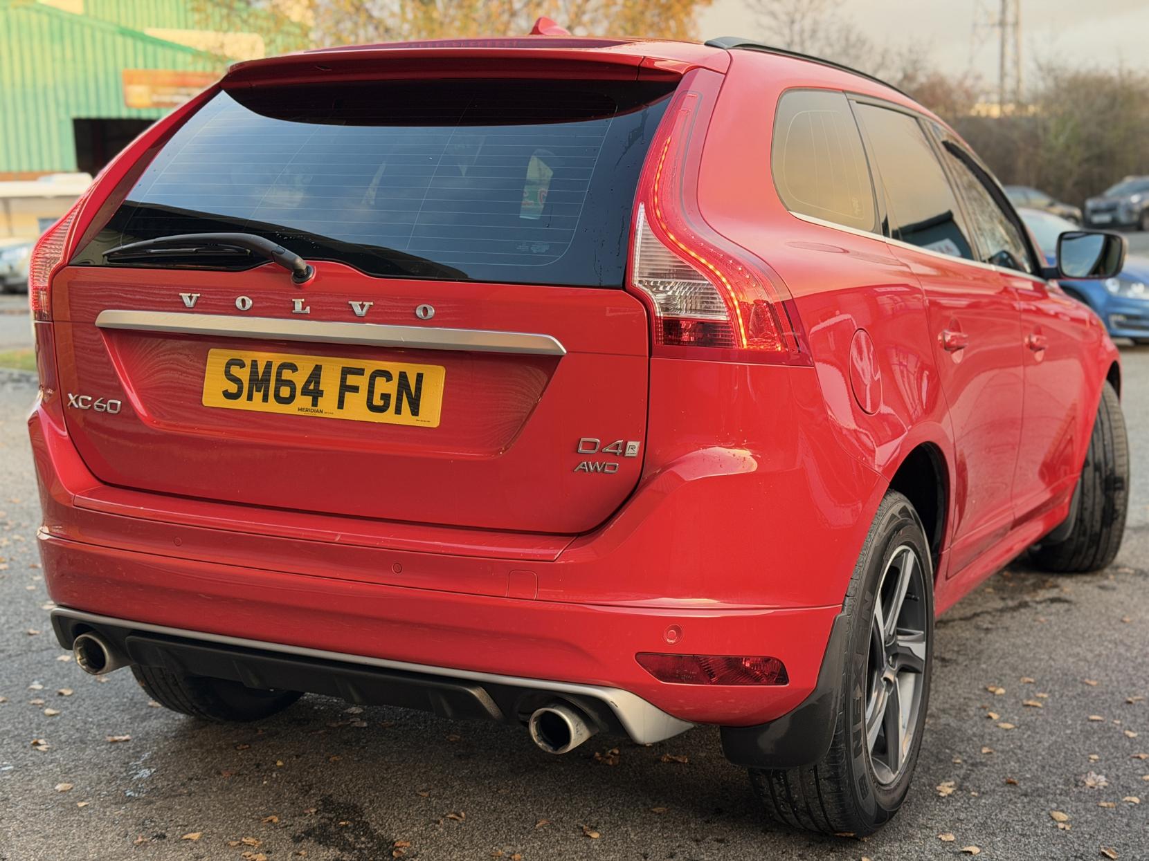 Volvo XC60 2.4 D4 R-Design SUV 5dr Diesel Geartronic AWD Euro 5 (181 ps)