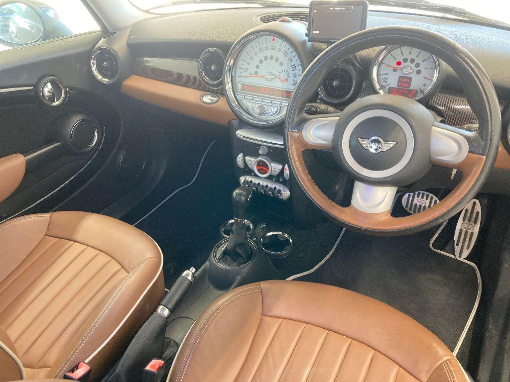 Mini Cooper 1.6