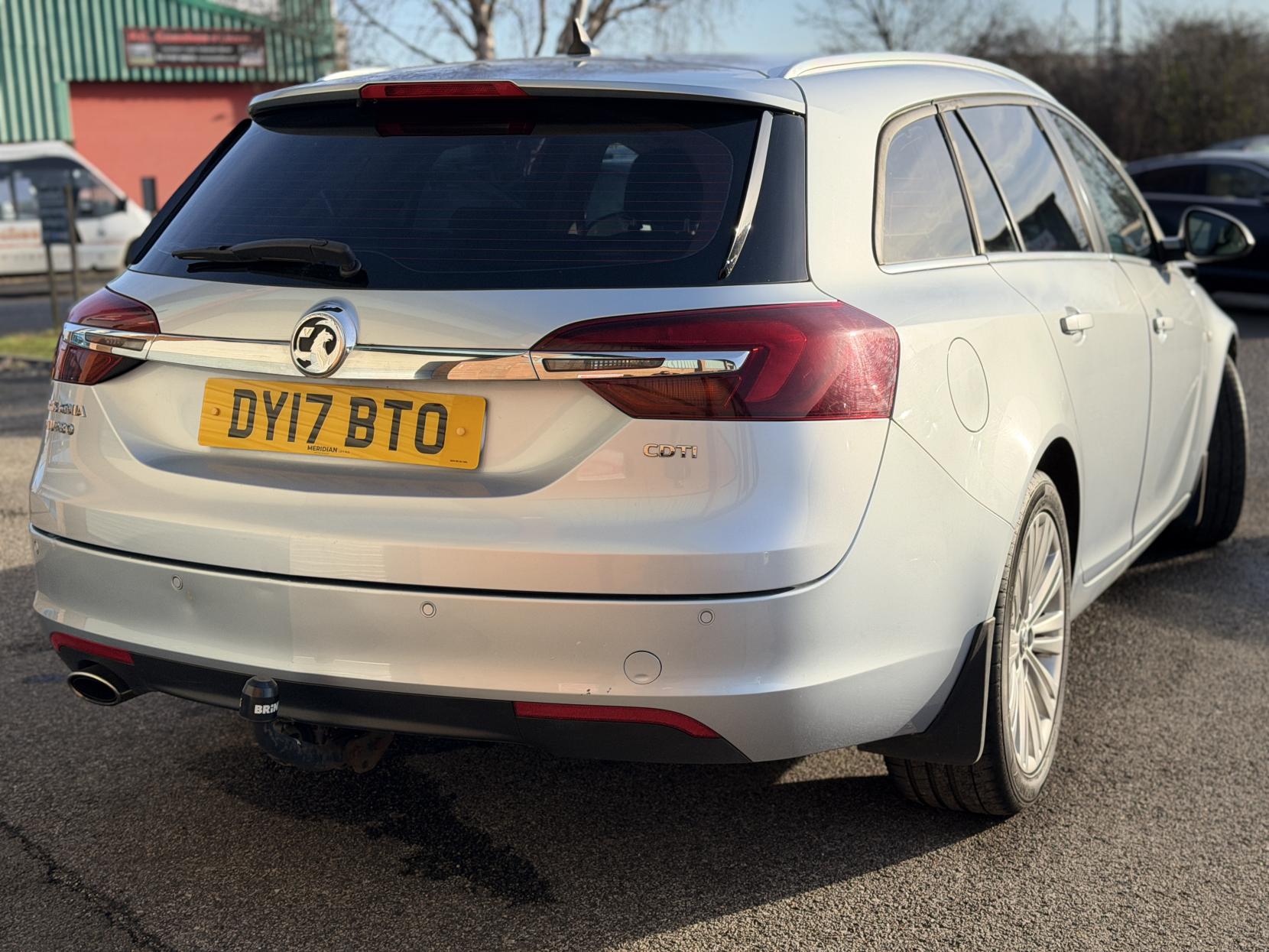 Vauxhall Insignia 2.0 CDTi ecoFLEX Design Nav Sports Tourer 5dr Diesel Manual Euro 6 (s/s) (170 ps)